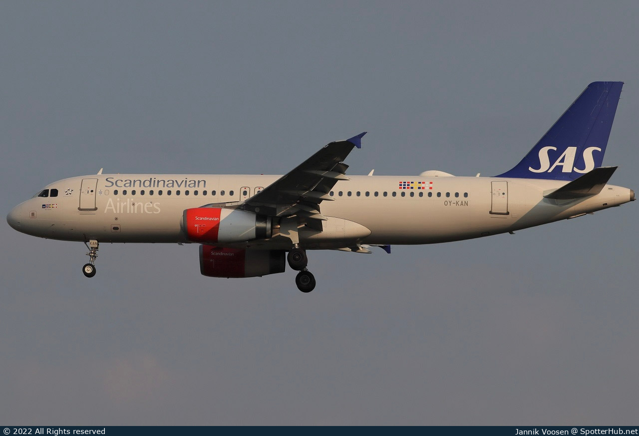 Photo of OY-KAN - Airbus A320-232 operated by SAS Scandinavian Airlines