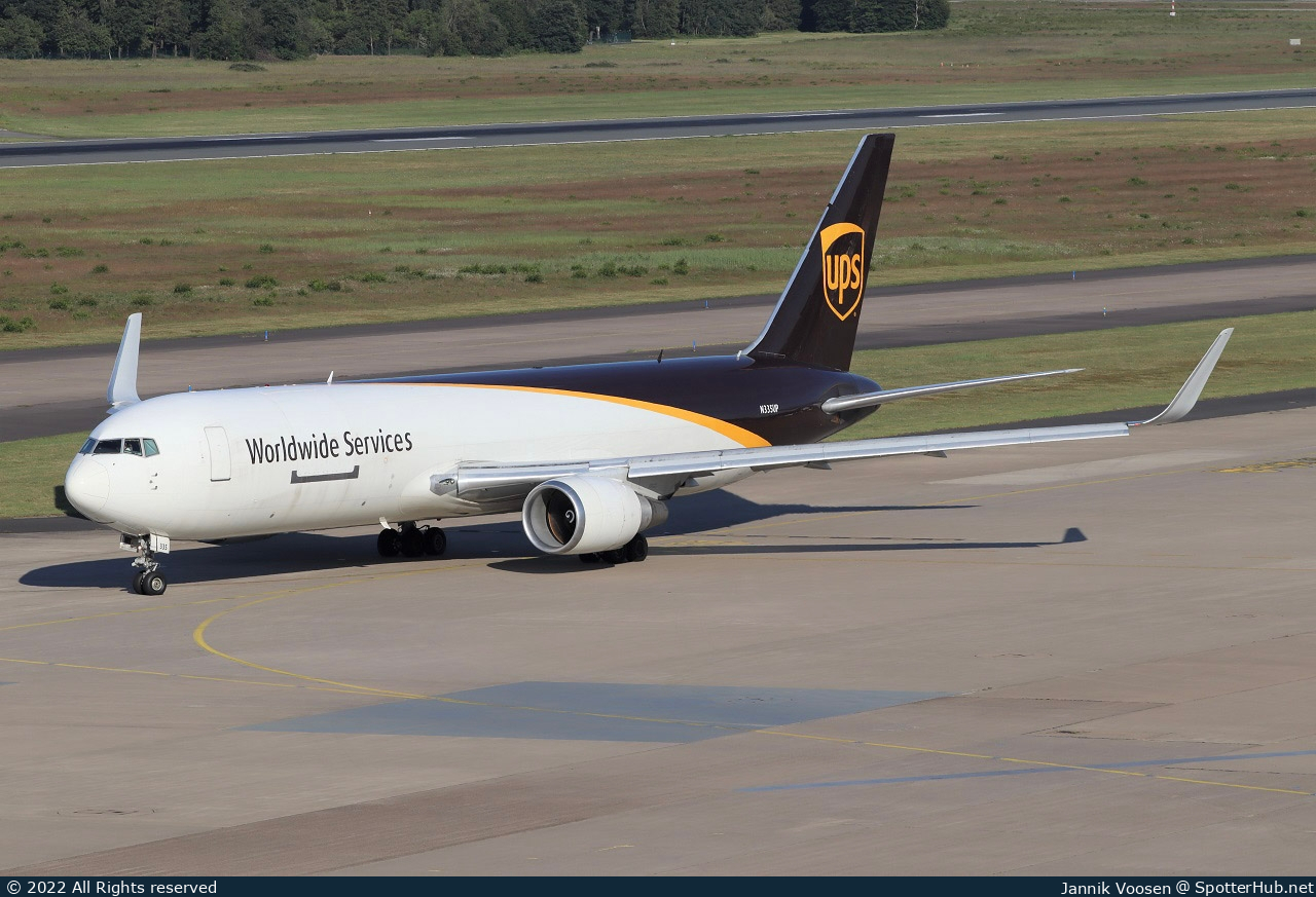 Photo of N335UP - Boeing 767-34AF operated by UPS United Parcel Service