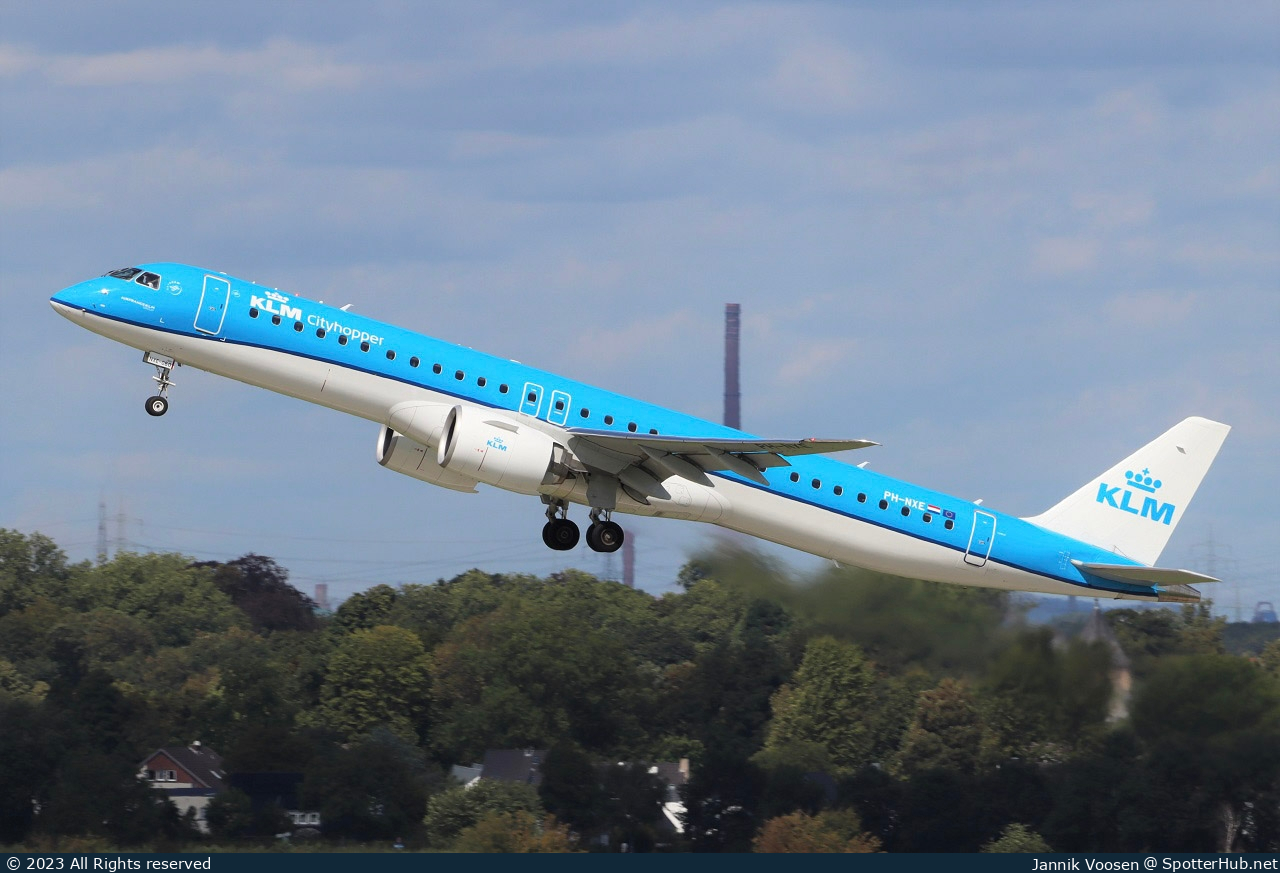 Photo of PH-NXE - Embraer ERJ-195-E2 operated by KLM Cityhopper
