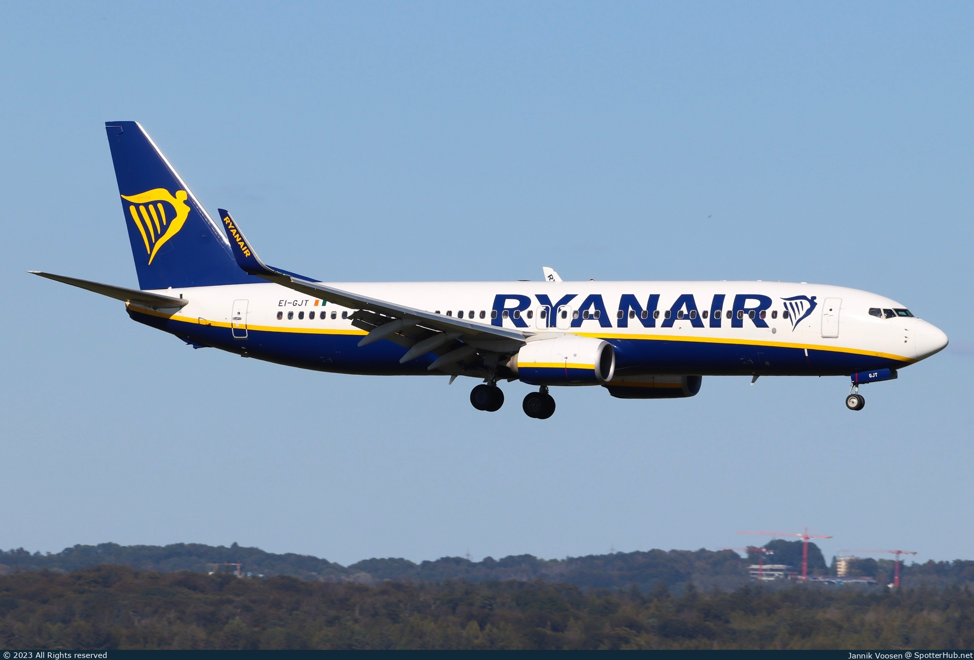 Photo of EI-GJT - Boeing 737-8AS operated by Ryanair