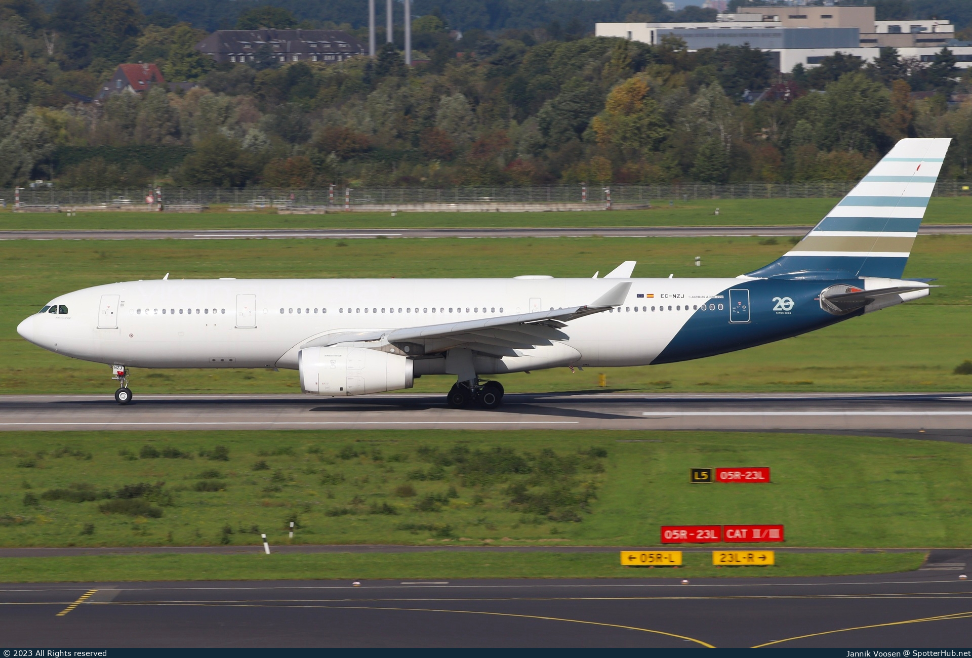 Photo of EC-NZJ - Airbus A330-243 operated by Privilege Style