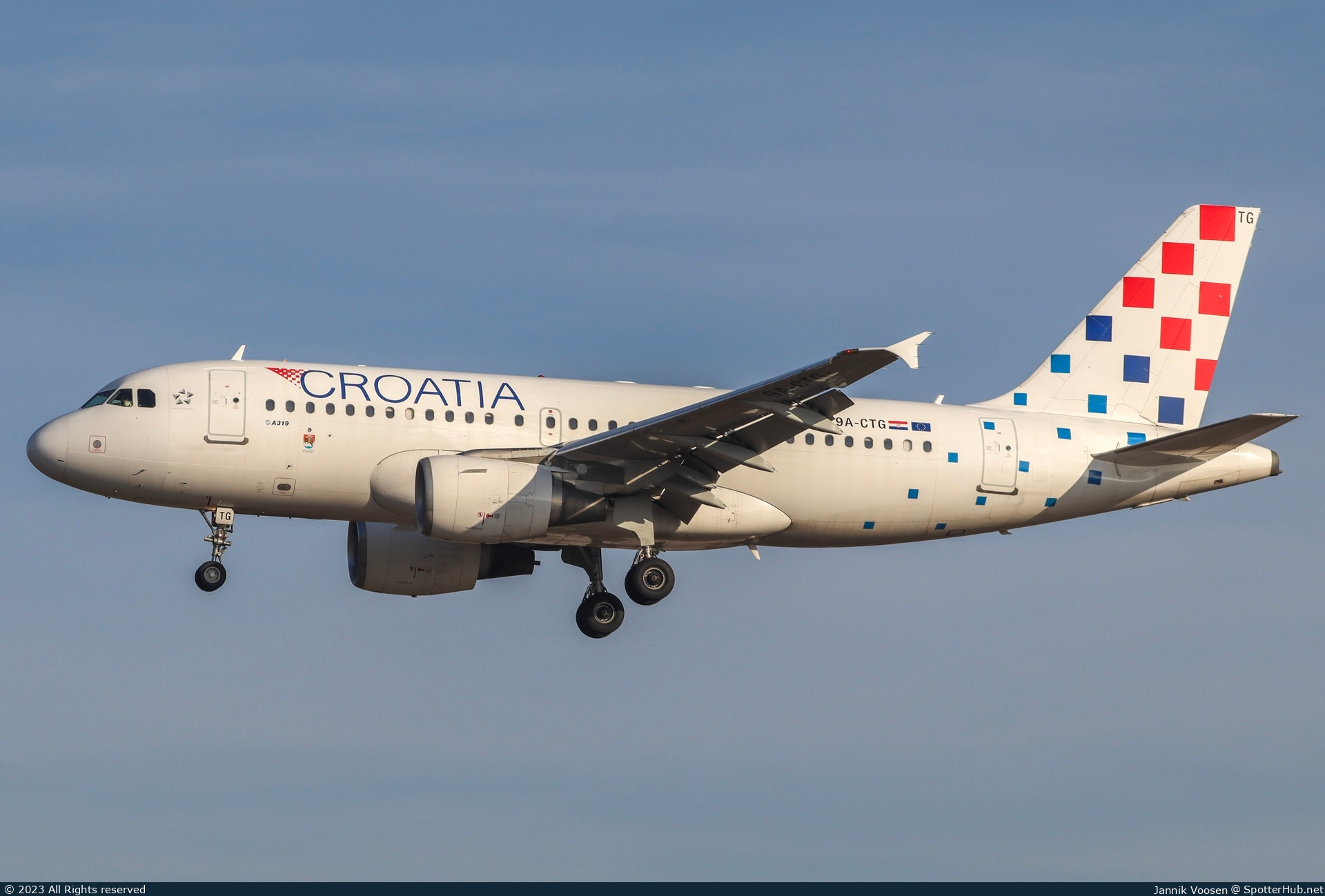 Photo of 9A-CTG - Airbus A319-112 operated by Croatia Airlines