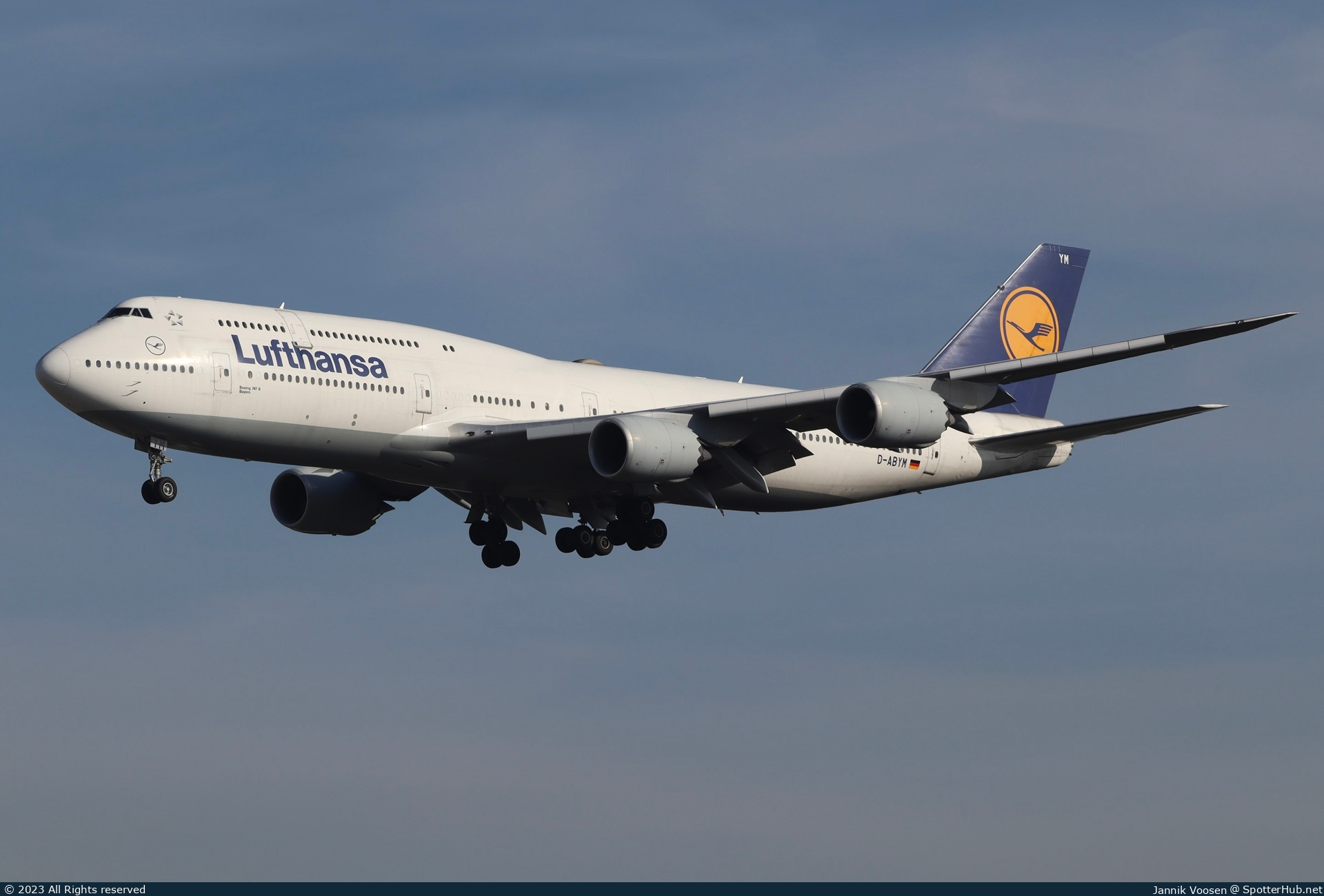 Photo of D-ABYM - Boeing 747-830 operated by Lufthansa