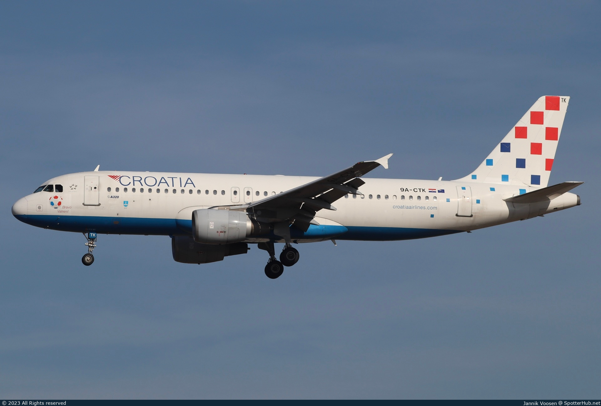 Photo of 9A-CTK - Airbus A320-214 operated by Croatia Airlines