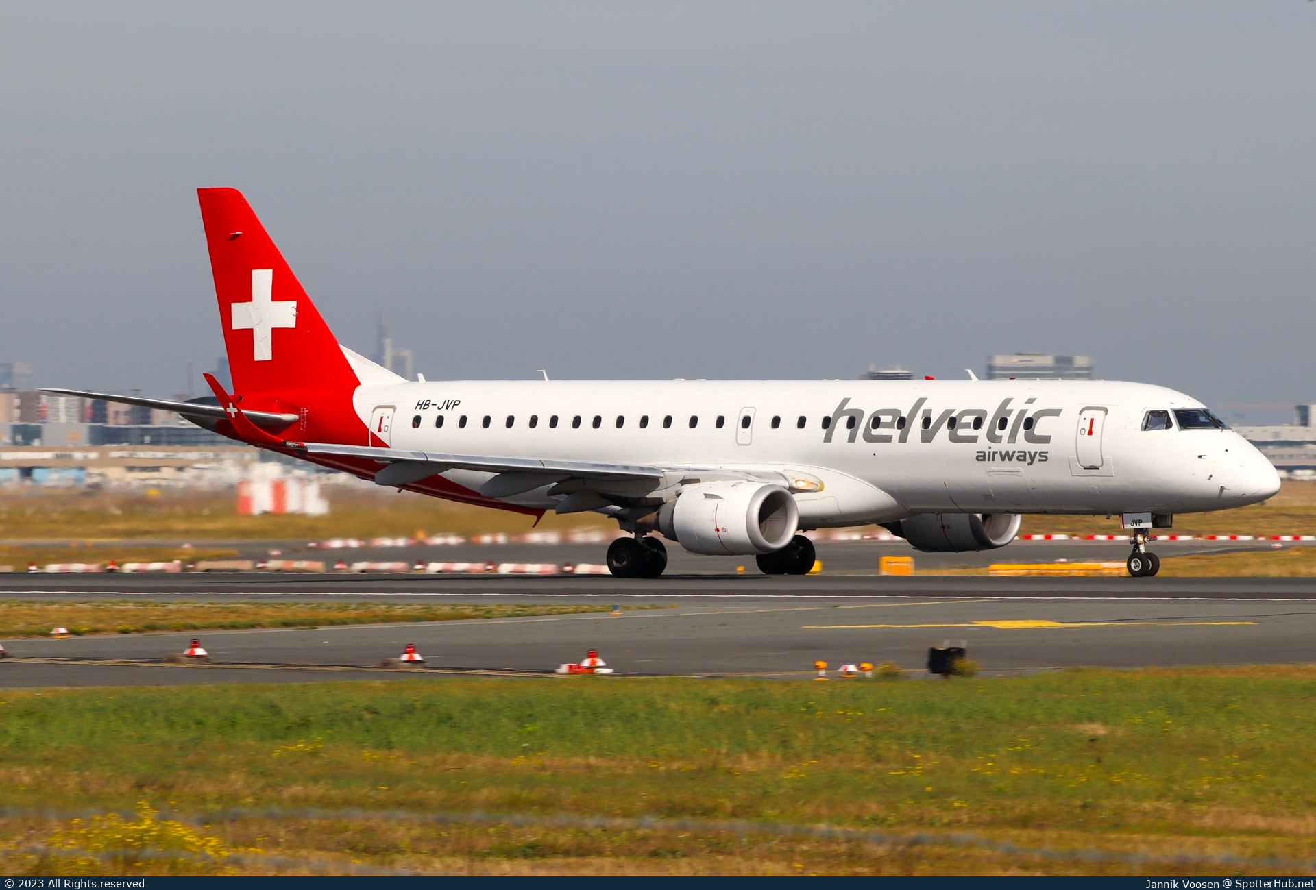 Photo of HB-JVP - Embraer ERJ-190LR operated by Helvetic Airways