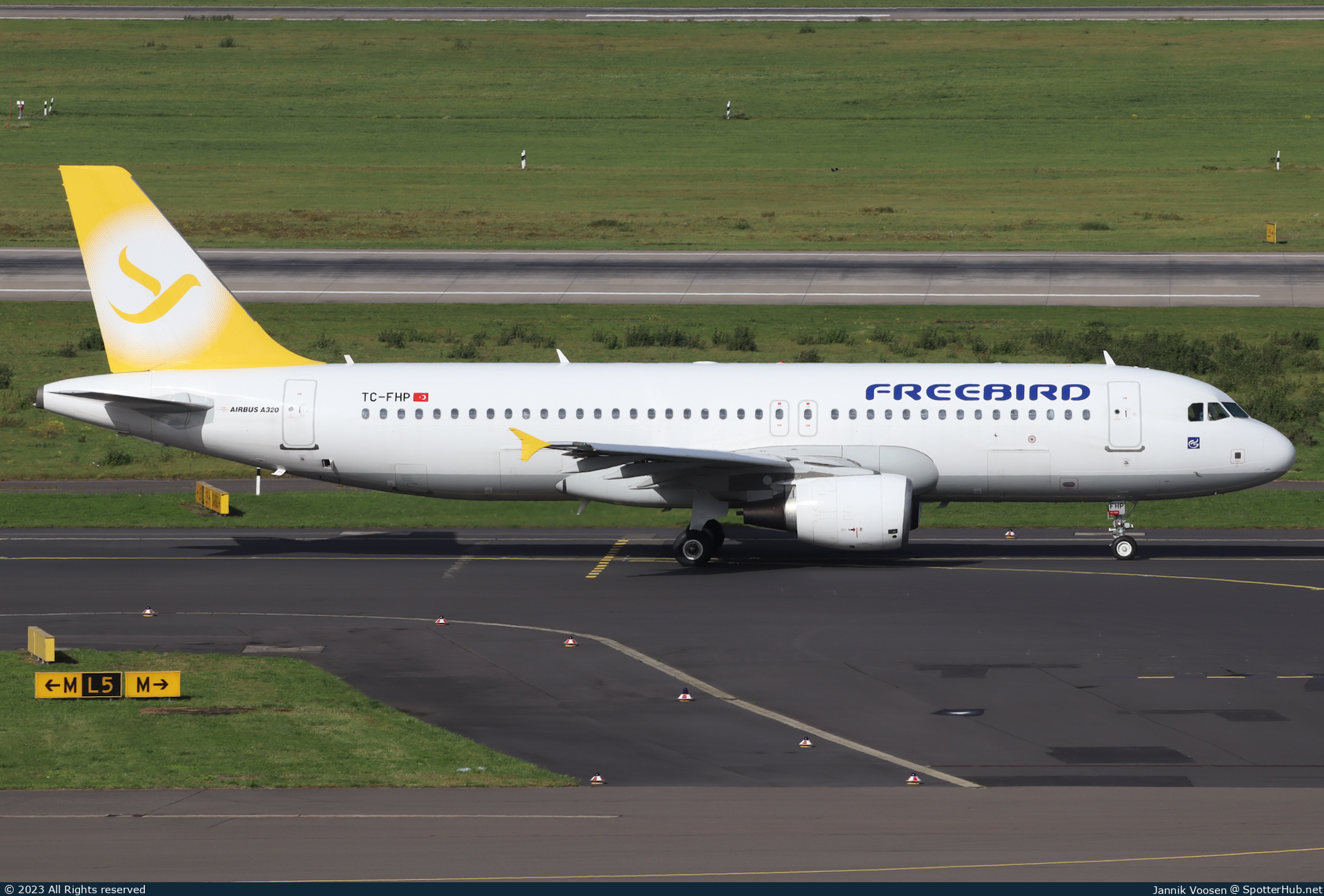 Photo of TC-FHP - Airbus A320-214 operated by Freebird Airlines