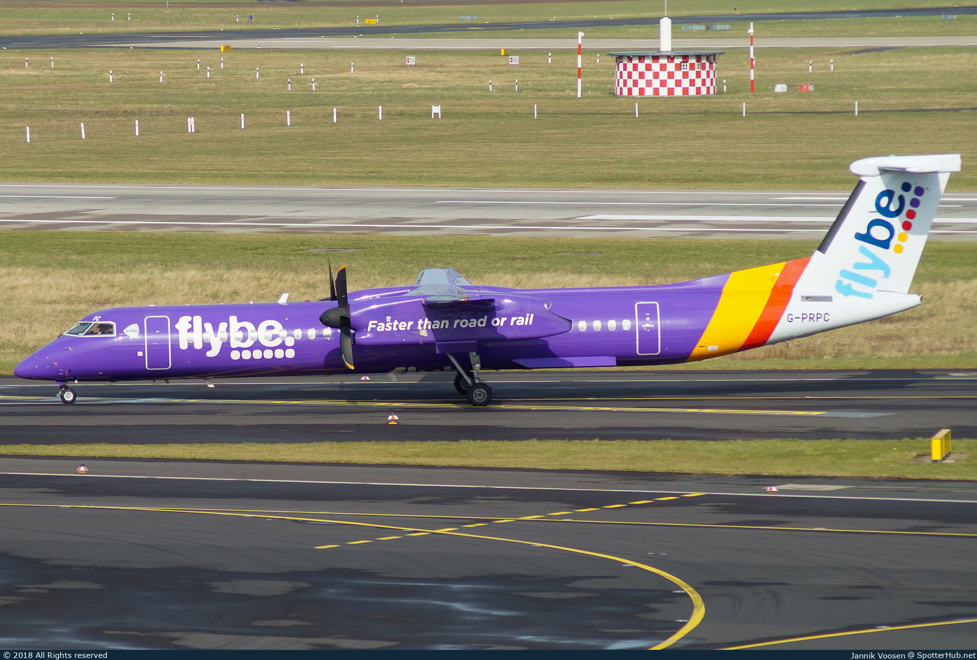 Photo of G-PRPC - Bombardier DHC-8-402 Dash 8 Q400 operated by flybe