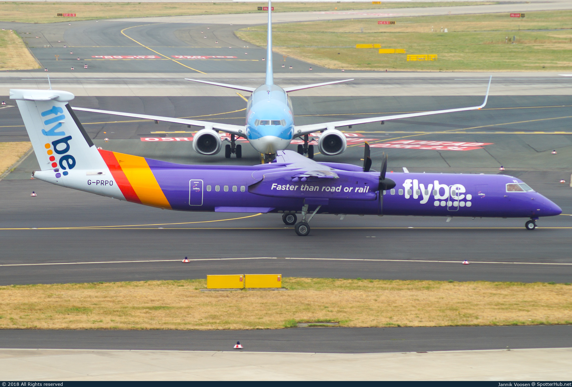 Photo of G-PRPO - Bombardier DHC-8-402 Dash 8 Q400 operated by flybe