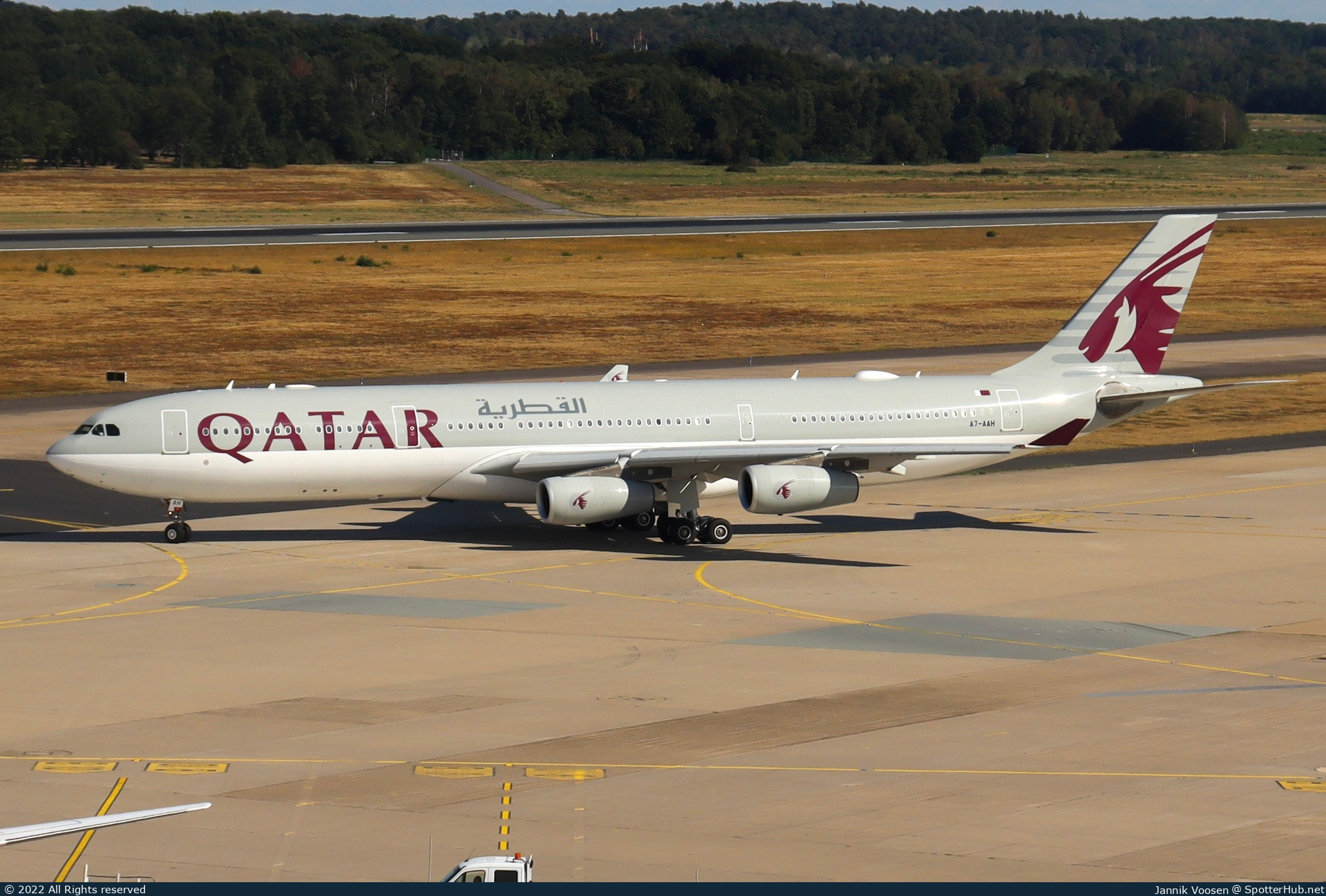 Photo of A7-AAH - Airbus A340-313 operated by Qatar Amiri Flight