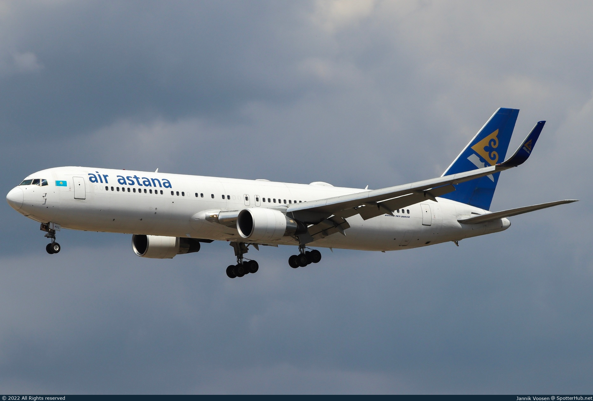 Photo of EI-KEC - Boeing 767-3KY(ER) operated by Air Astana