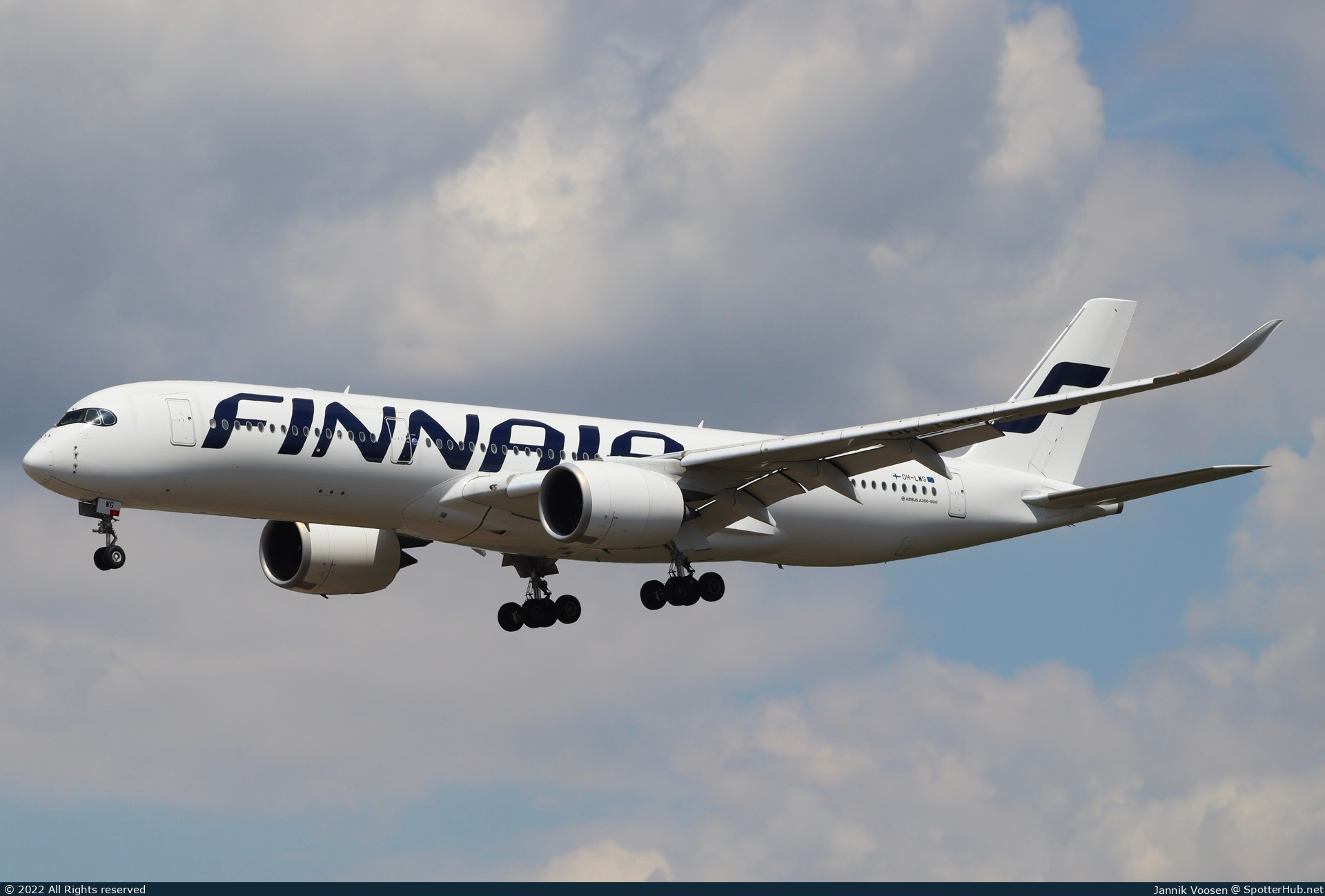Photo of OH-LWG - Airbus A350-941 operated by Finnair
