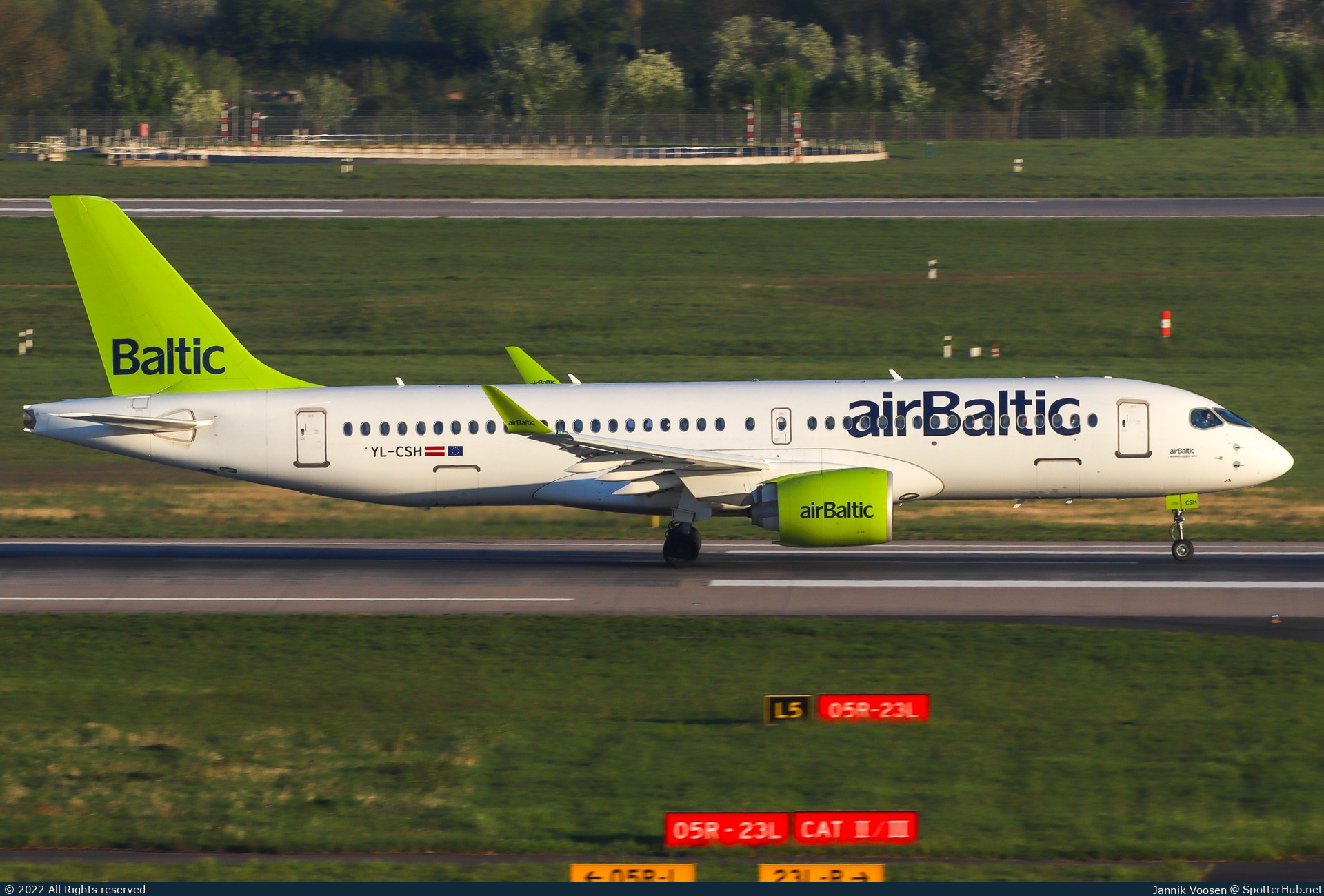 Photo of YL-CSH - Airbus A220-300 operated by airBaltic
