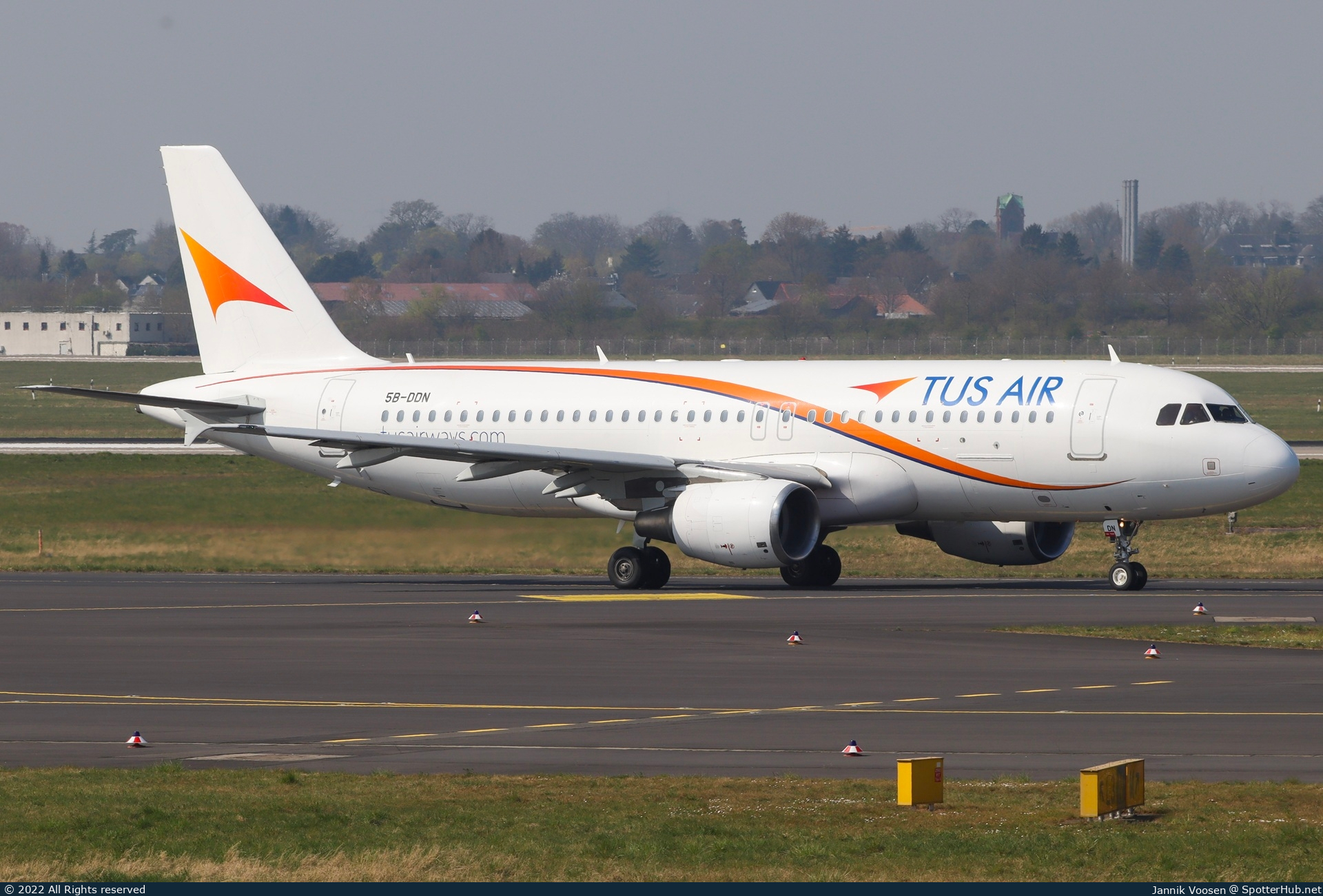 Photo of 5B-DDN - Airbus A320-214 operated by TUS Airways