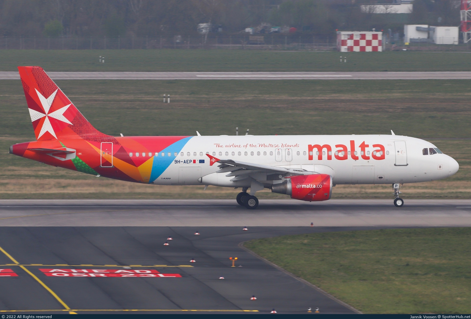 Photo of 9H-AEP - Airbus A320-214 operated by Air Malta