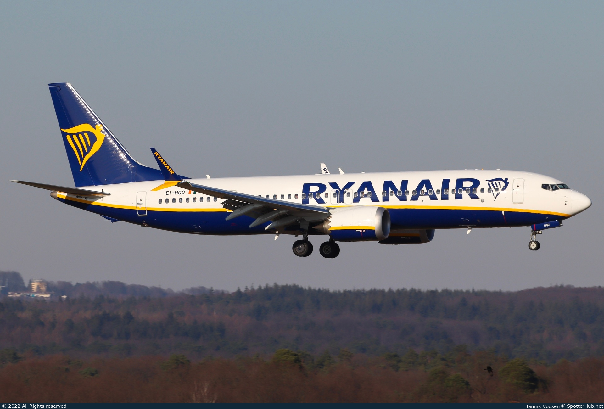 Photo of EI-HGO - Boeing 737 MAX 8-200 operated by Ryanair