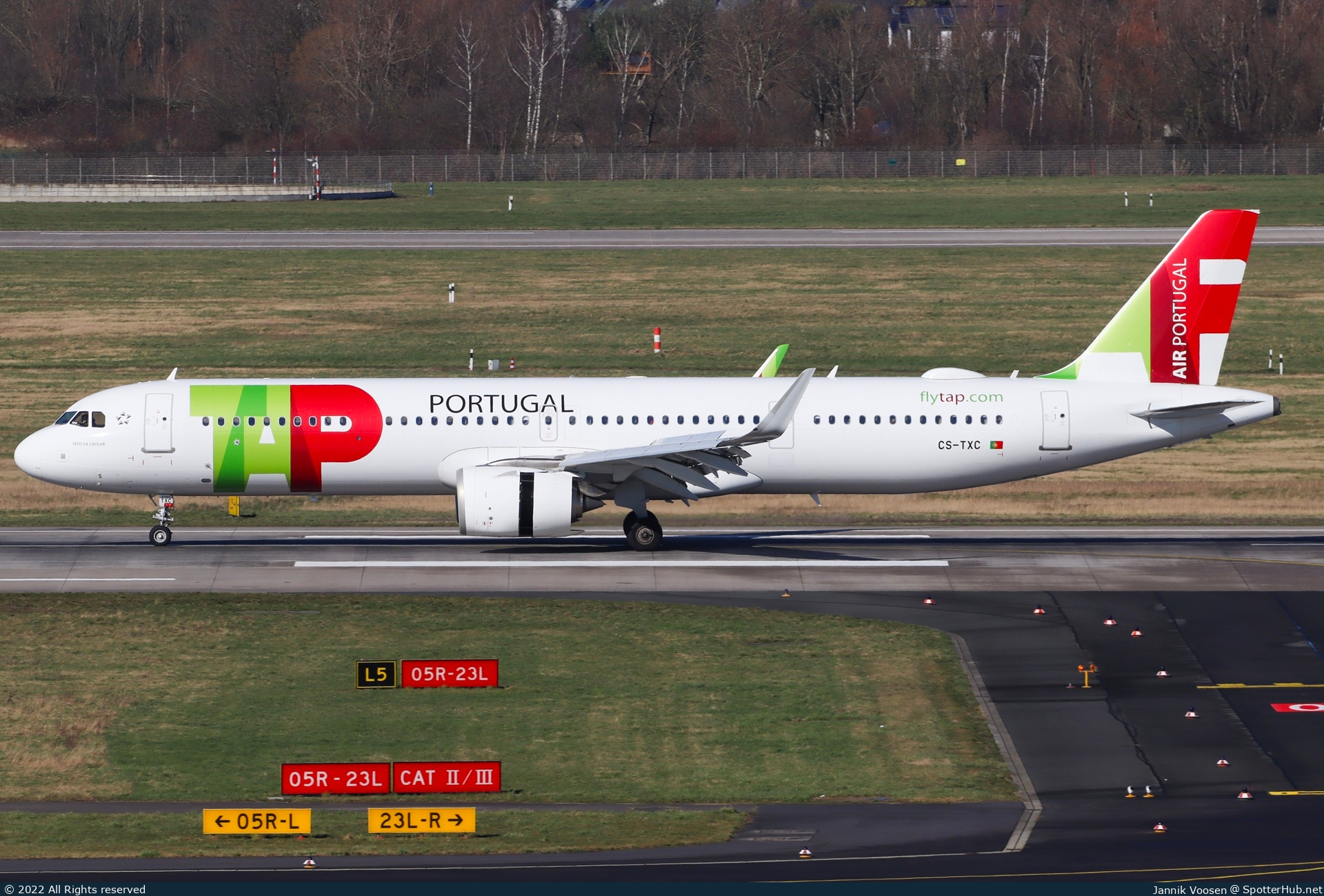 Photo of CS-TXC - Airbus A321-251NX operated by TAP Air Portugal