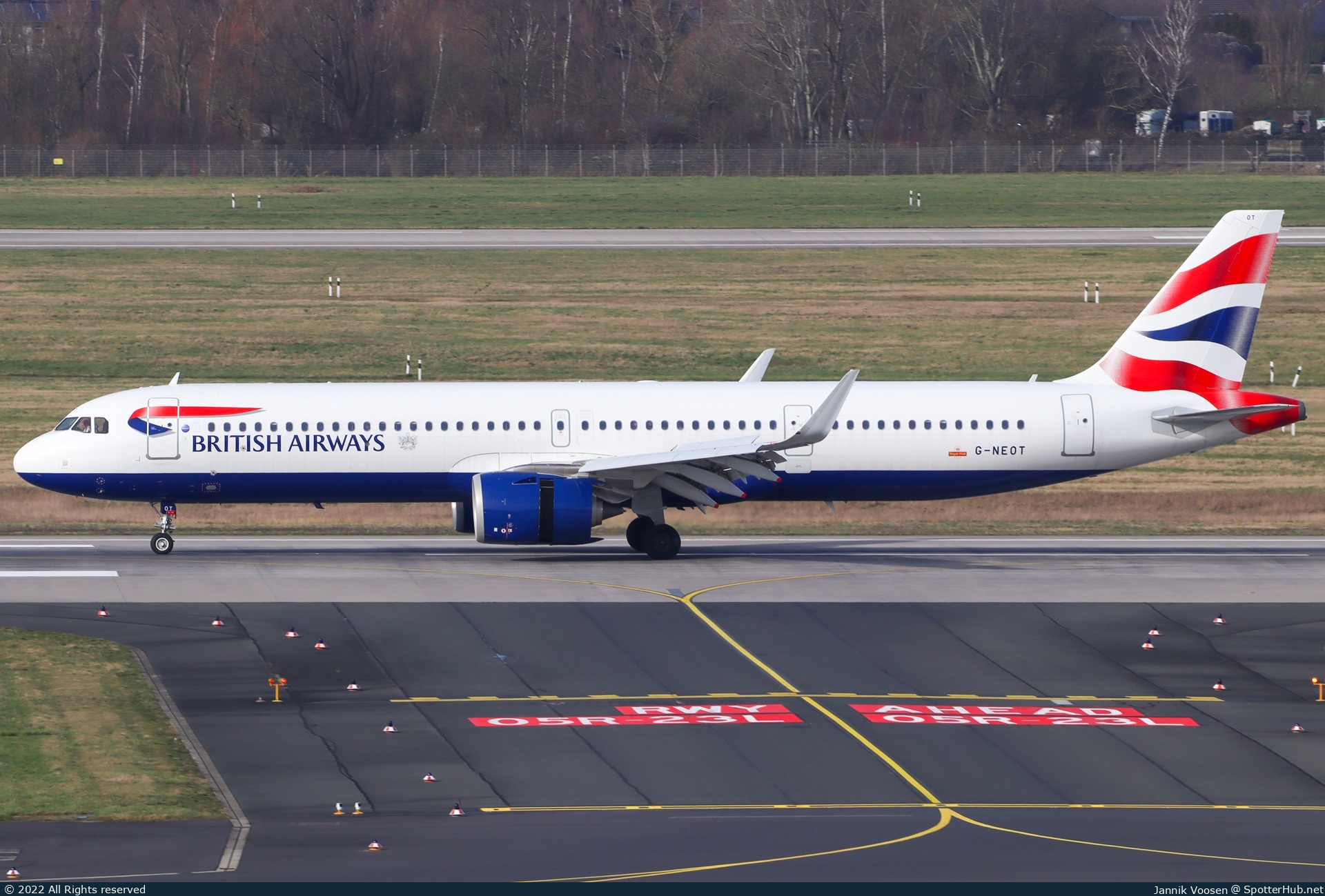 Photo of G-NEOT - Airbus A321-251NX operated by British Airways