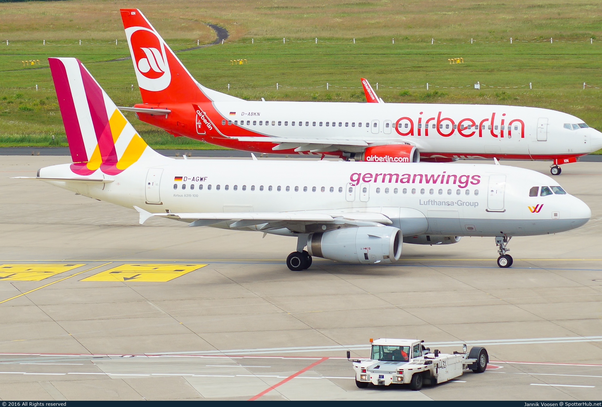 Photo of D-AGWF - Airbus A319-132 operated by Germanwings