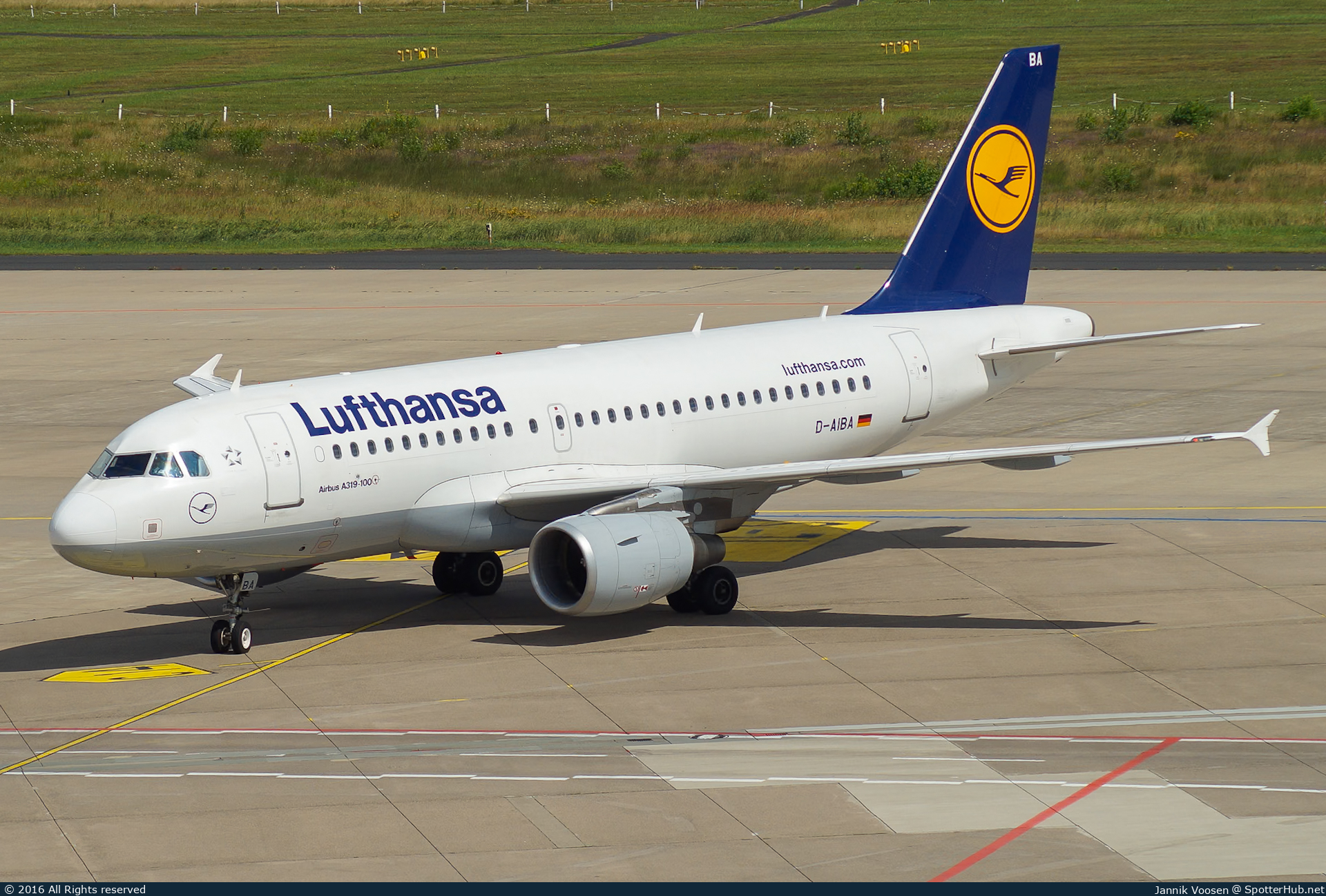 Photo of D-AIBA - Airbus A319-112 operated by Lufthansa