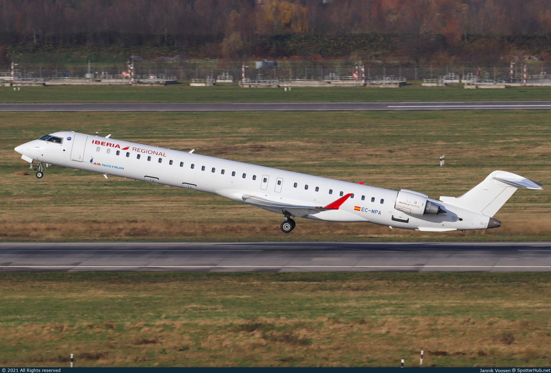 Photo of EC-MPA - Bombardier CRJ-1000 operated by Iberia Regional (opb Air Nostrum)