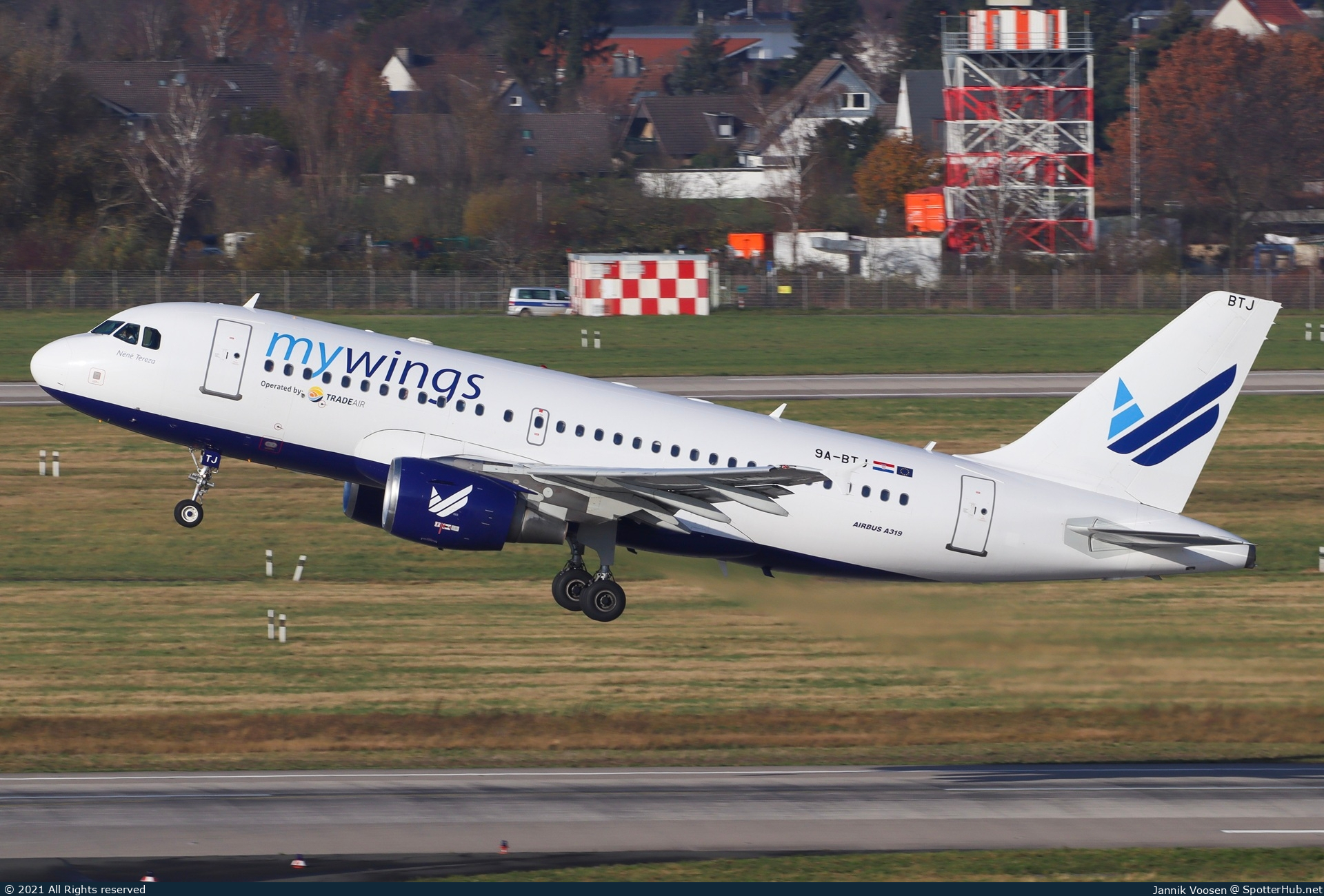 Photo of 9A-BTJ - Airbus A319-112 operated by MyWings (opb Trade Air)