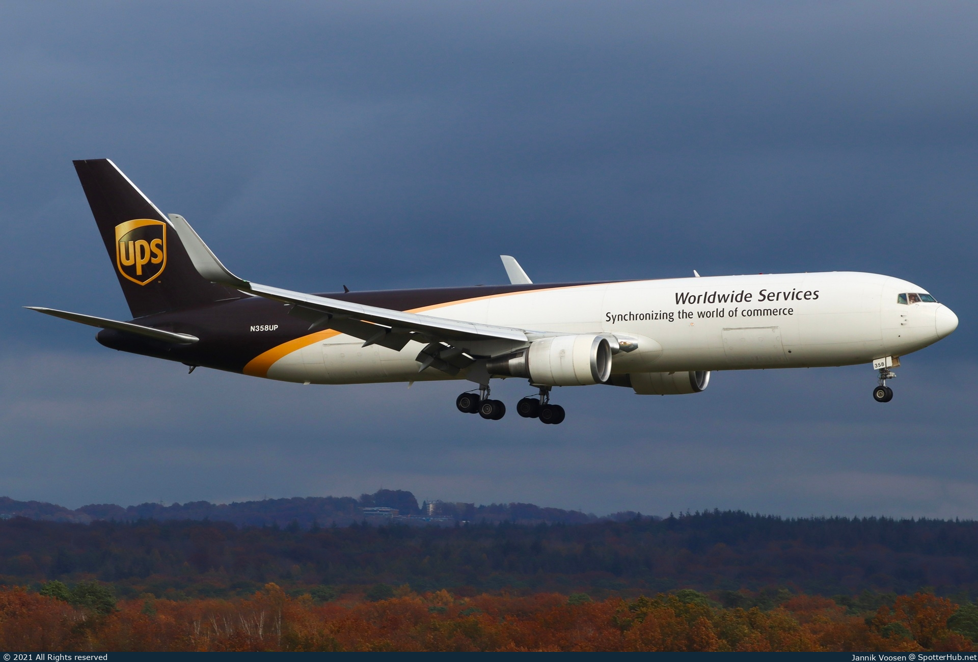 Photo of N358UP - Boeing 767-34AF operated by UPS United Parcel Service