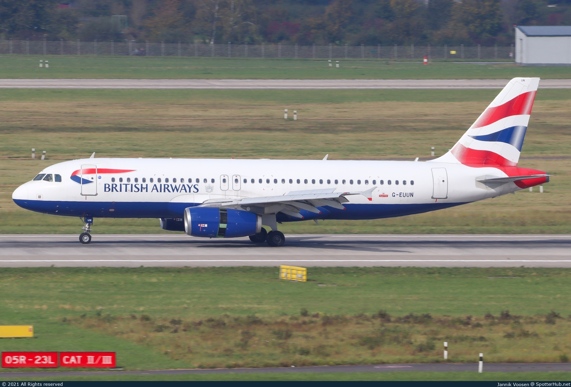 Photo of G-EUUN - Airbus A320-232 operated by British Airways