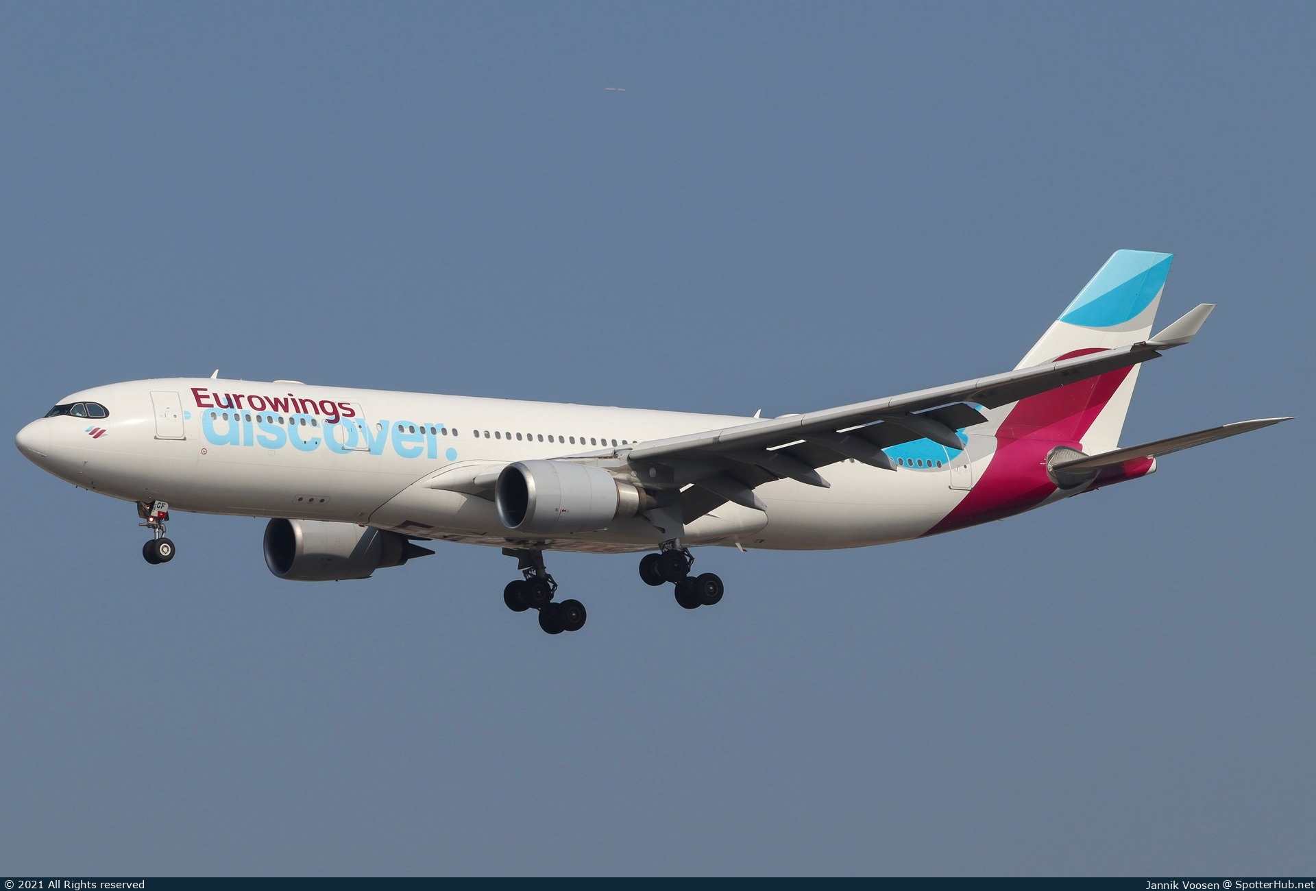 Photo of D-AXGF - Airbus A330-203 operated by Eurowings Discover