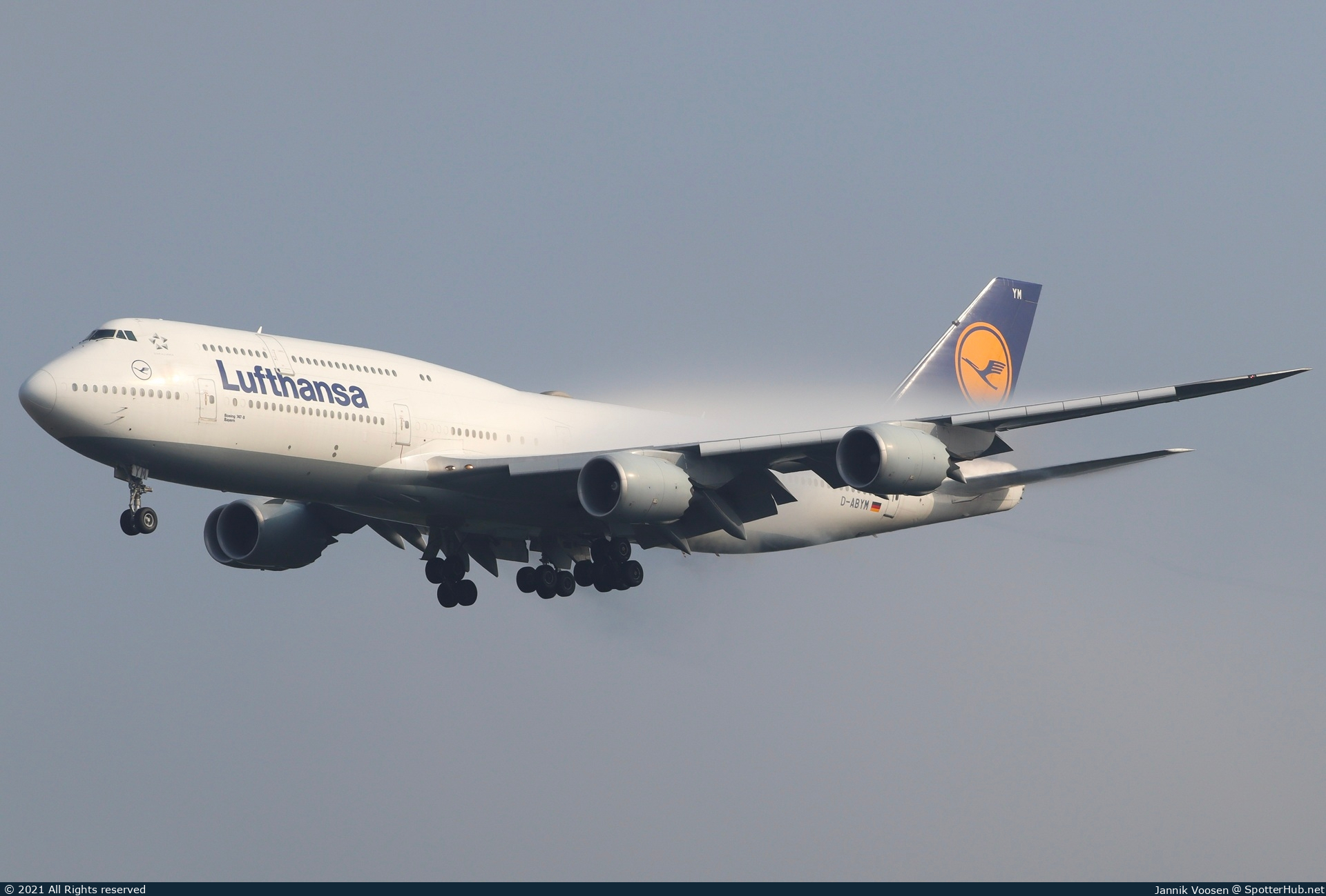 Photo of D-ABYM - Boeing 747-830 operated by Lufthansa