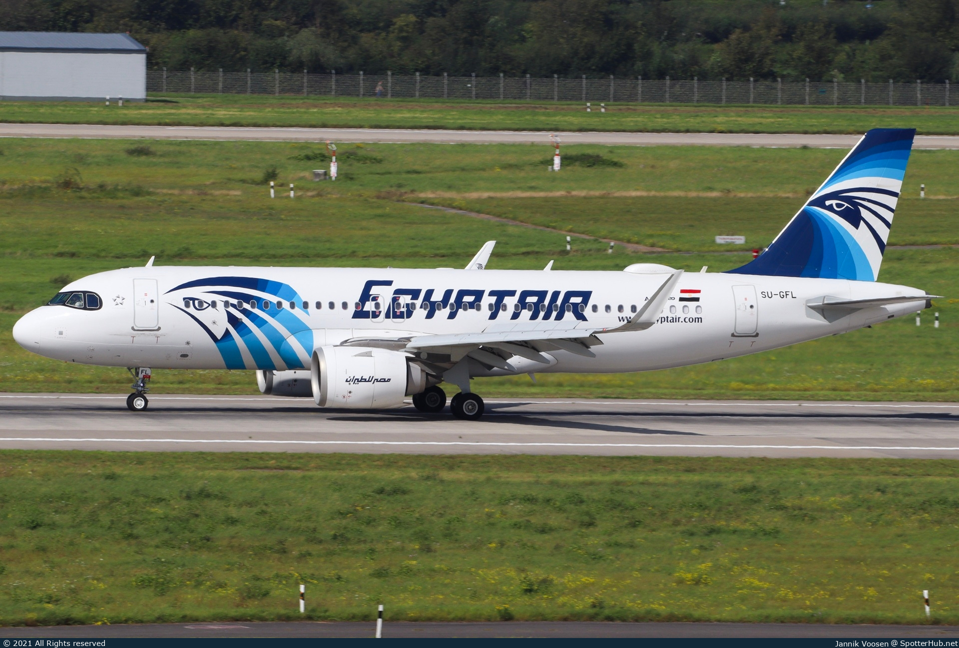 Photo of SU-GFL - Airbus A320-251N operated by Egyptair
