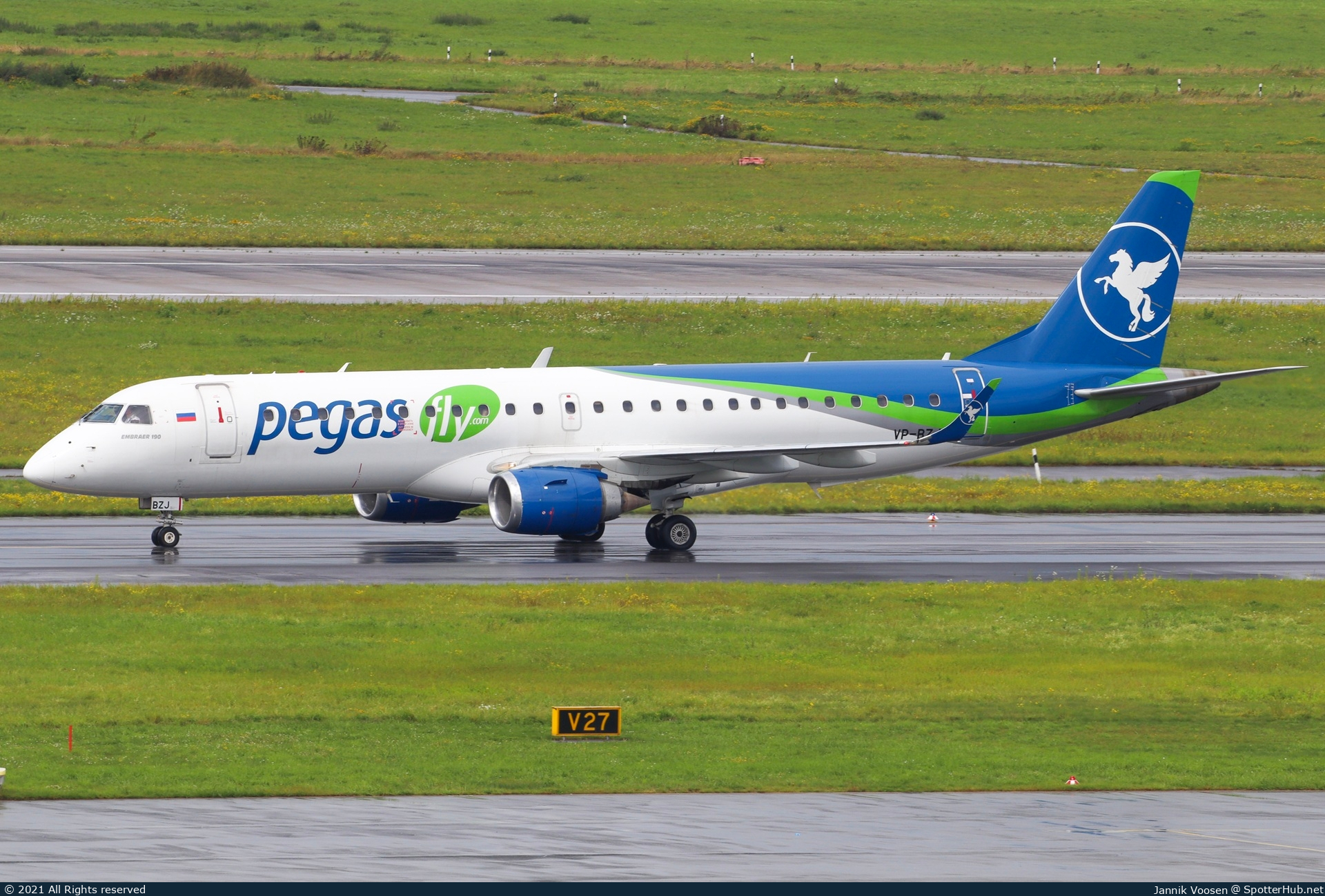 Photo of VP-BZJ - Embraer ERJ-190AR operated by Ikar Airlines
