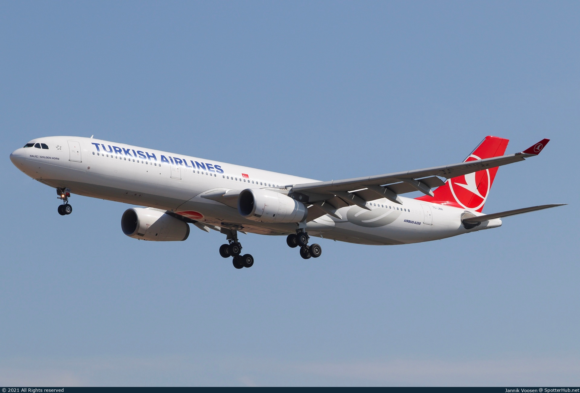 Photo of TC-JNR - Airbus A330-343 operated by Turkish Airlines