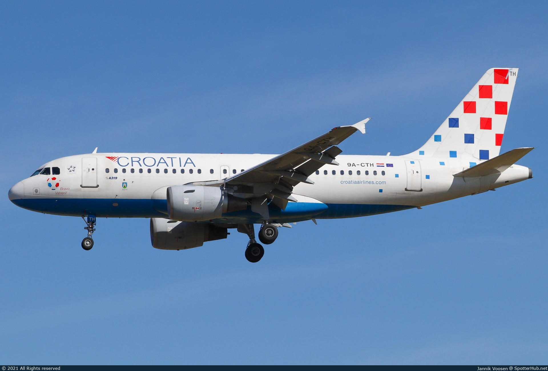 Photo of 9A-CTH - Airbus A319-112 operated by Croatia Airlines