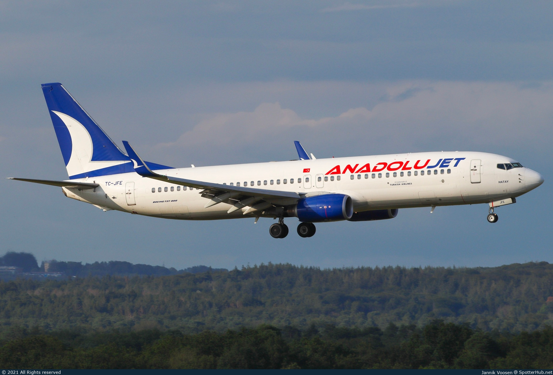 Photo of TC-JFE - Boeing 737-8F2 operated by AnadoluJet
