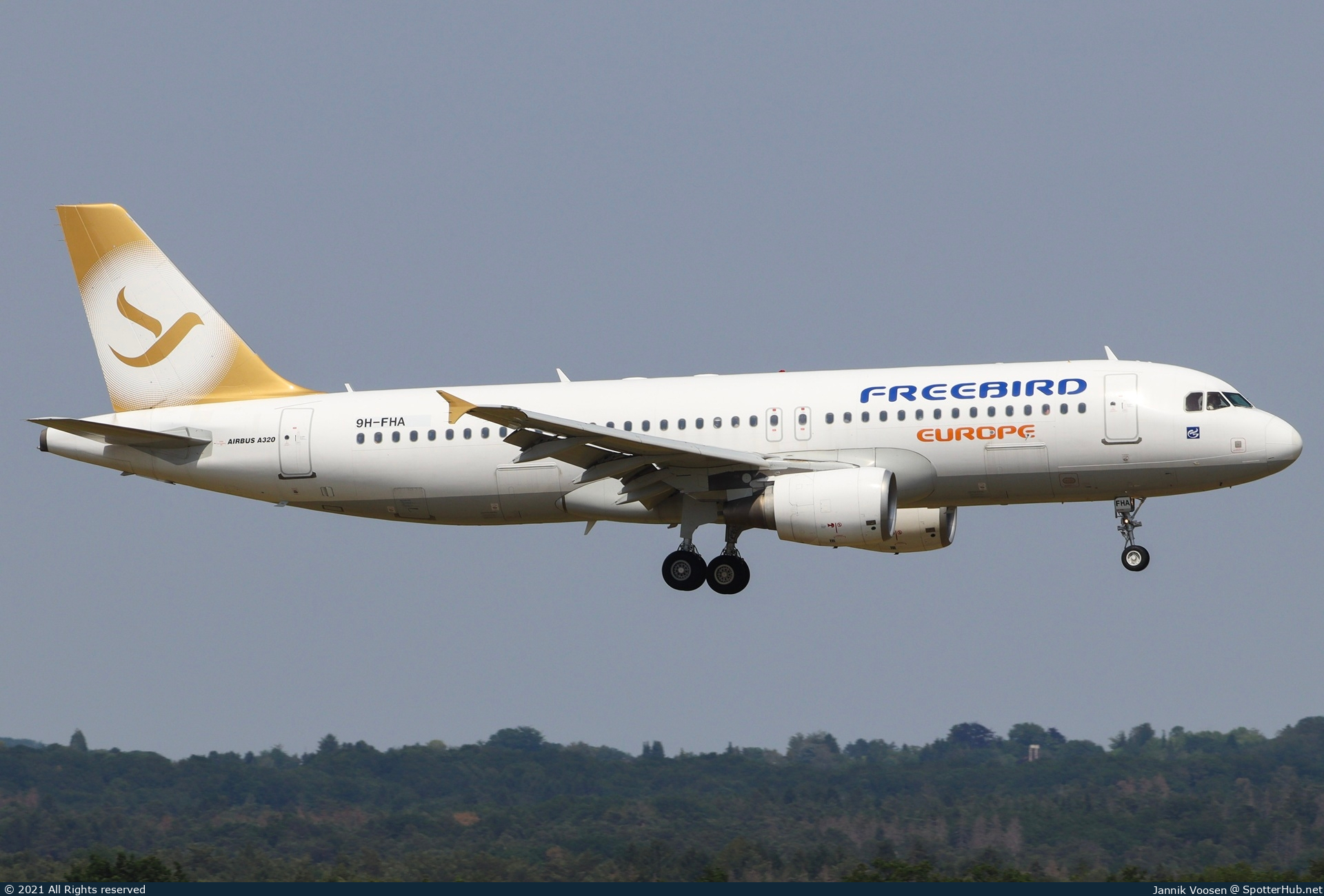 Photo of 9H-FHA - Airbus A320-214 operated by Freebird Airlines Europe