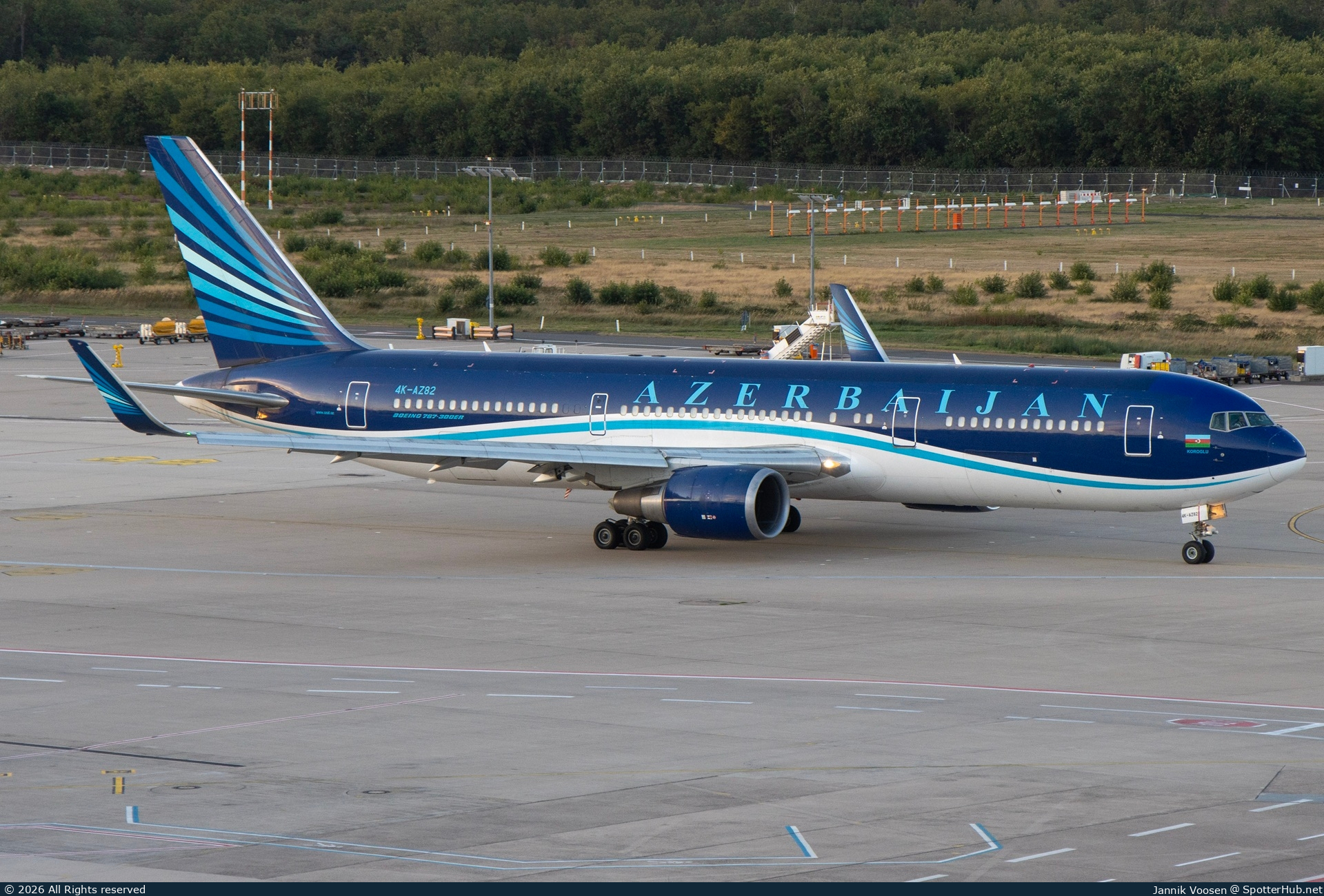 Photo of 4K-AZ82 - Boeing 767-32L(ER) operated by Azerbaijan Airlines
