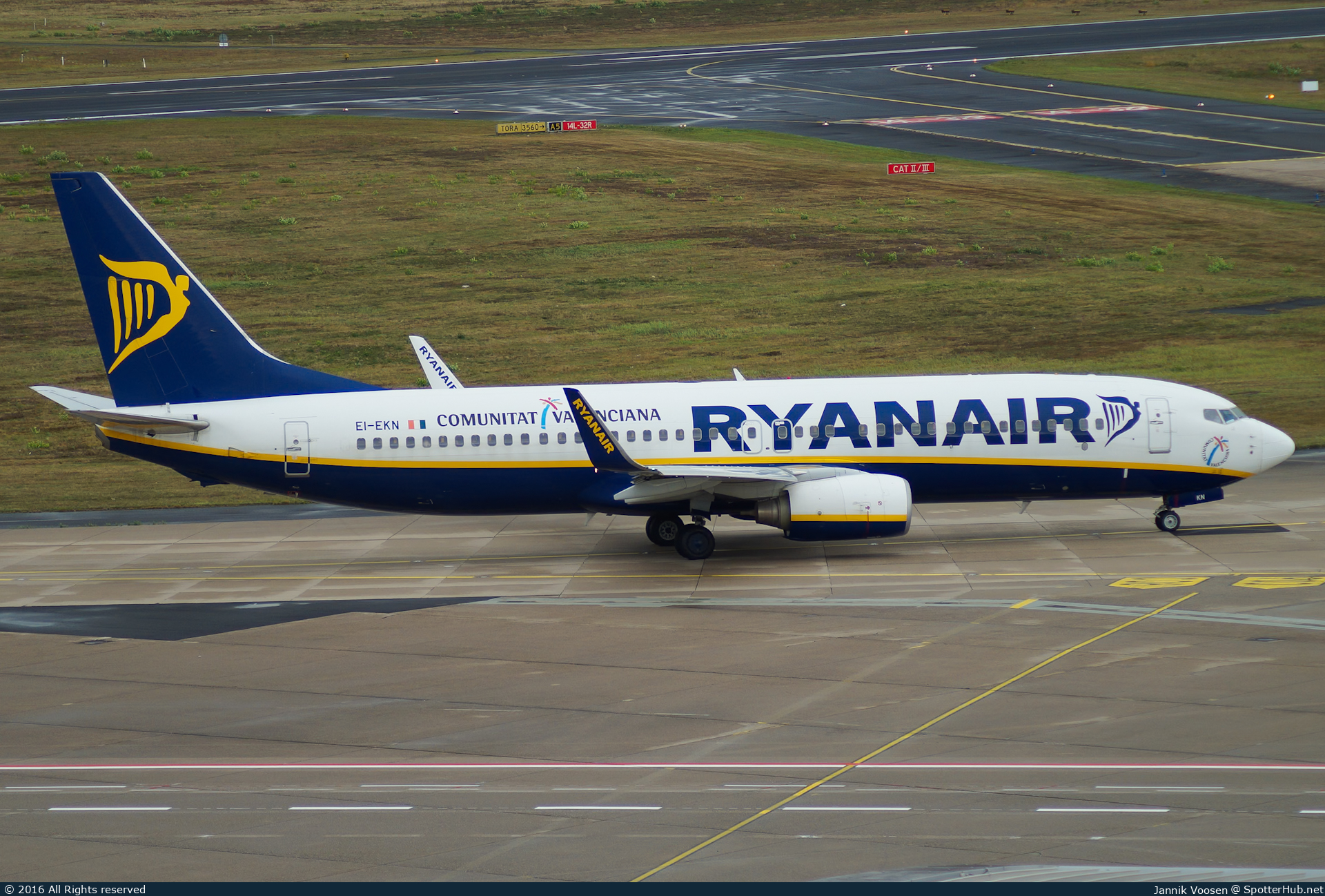 Photo of EI-EKN - Boeing 737-8AS operated by Ryanair