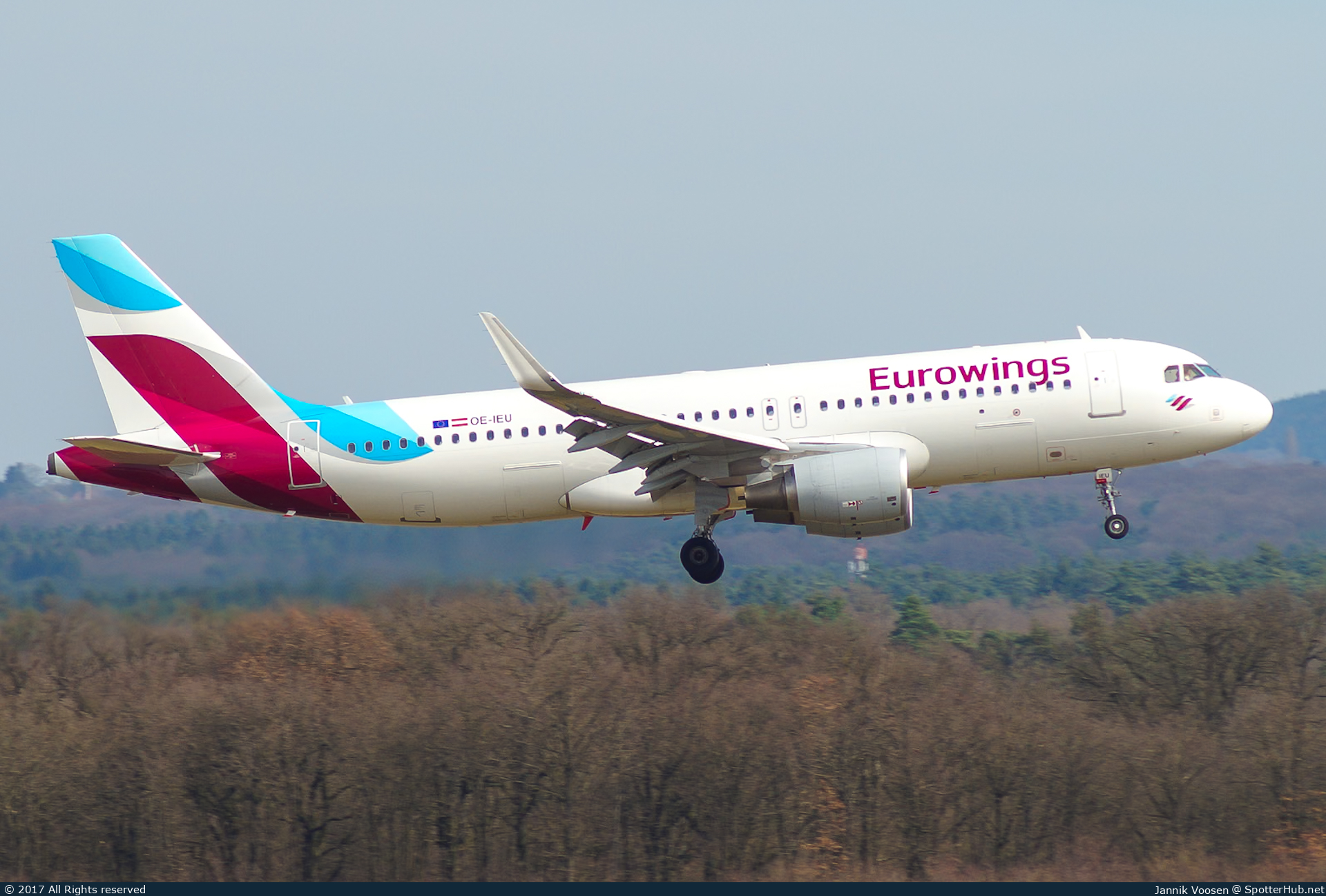 Photo of OE-IEU - Airbus A320-214 operated by Eurowings Europe