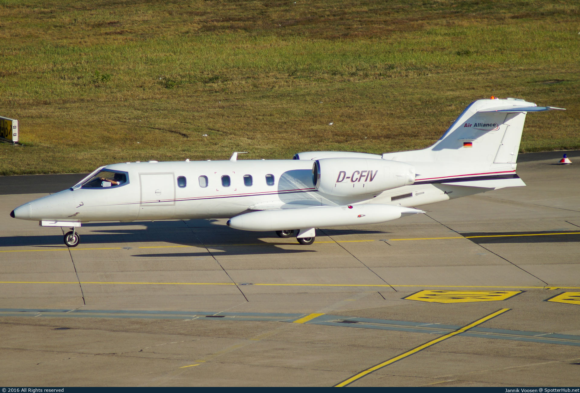 Photo of D-CFIV - Bombardier Learjet 35A operated by Air Alliance Express