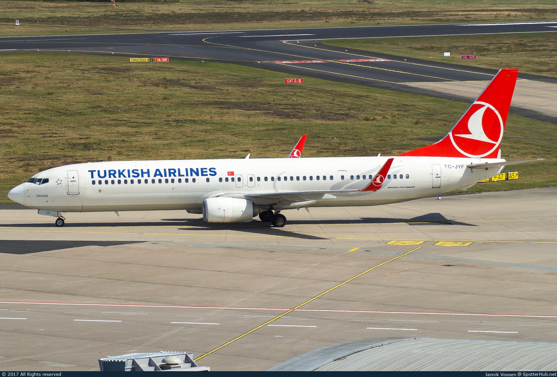 Photo of TC-JYF - Boeing 737-9F2(ER) operated by Turkish Airlines