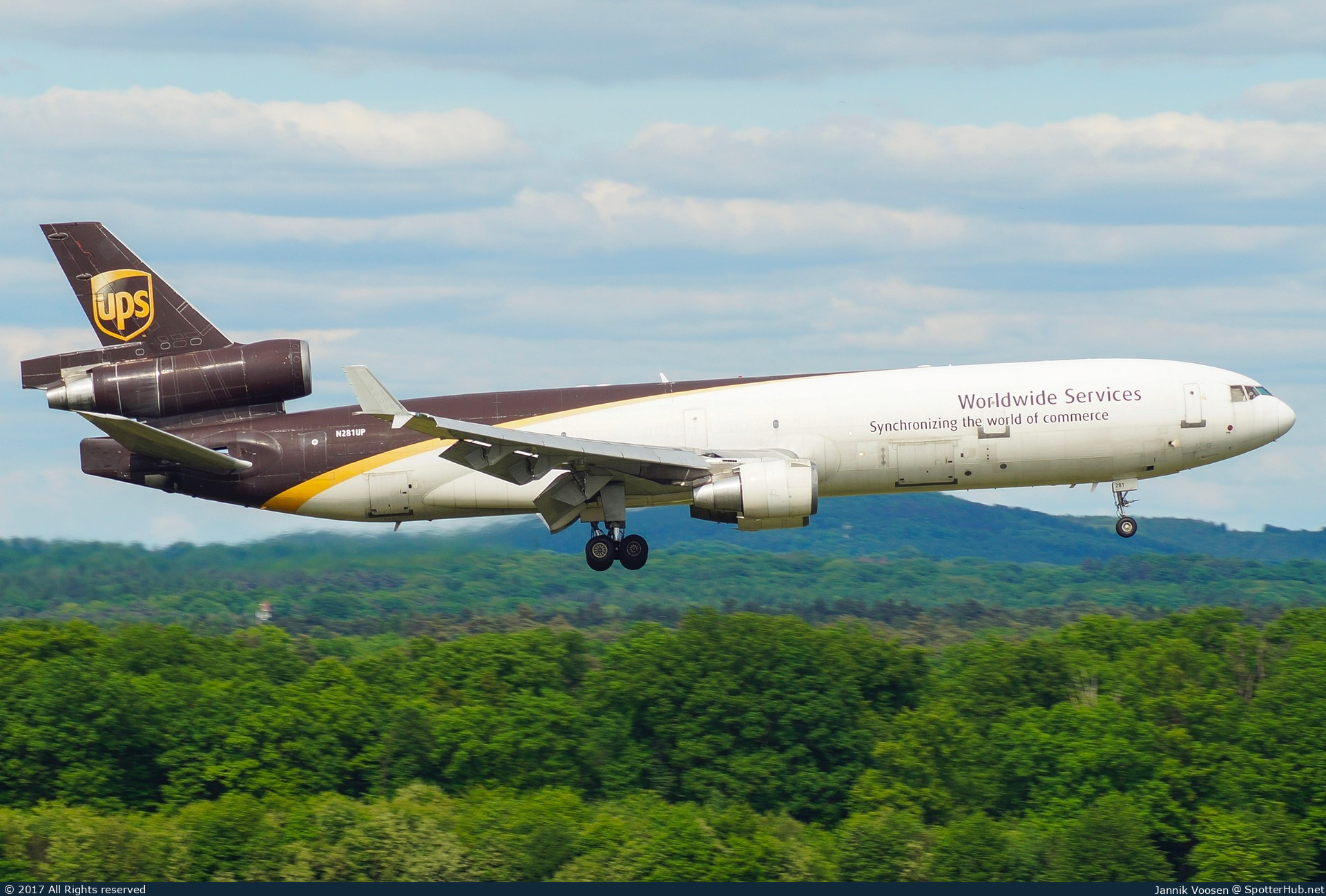Photo of N281UP - McDonnell Douglas MD-11(F) operated by UPS United Parcel Service