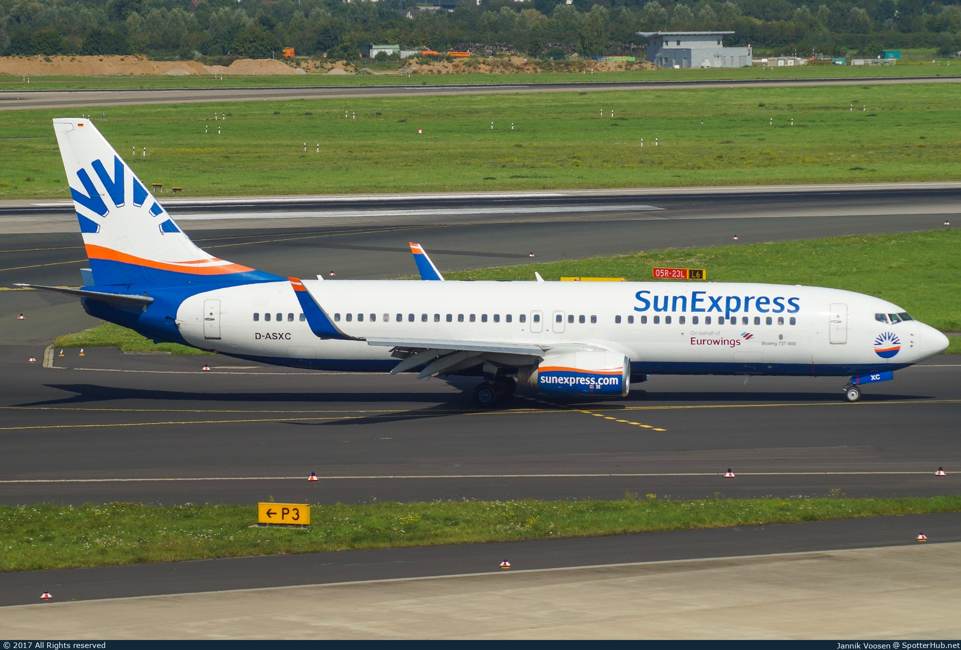 Photo of D-ASXC - Boeing 737-86N operated by Eurowings (opb SunExpress Germany)