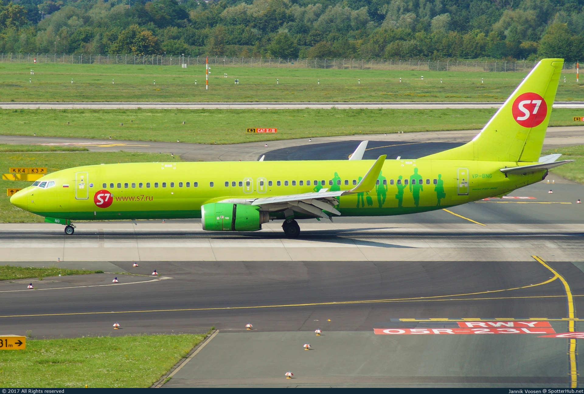 Photo of VP-BNG - Boeing 737-83N operated by S7 Airlines
