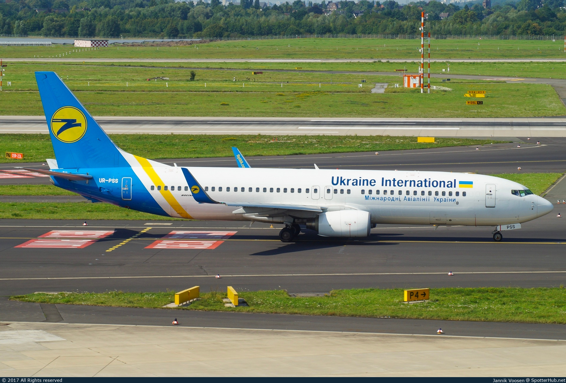 Photo of UR-PSS - Boeing 737-8AS operated by Ukraine International Airlines