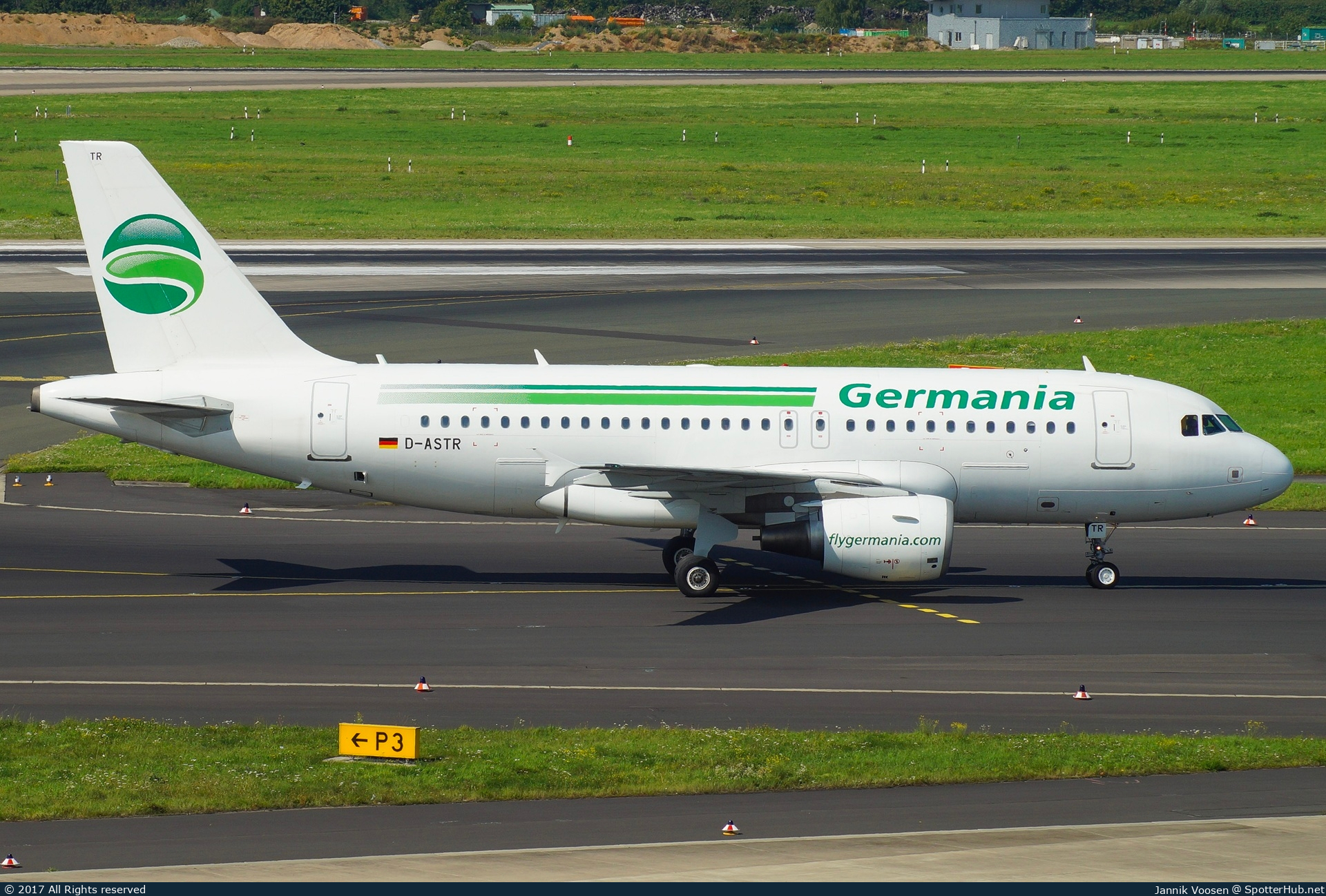 Photo of D-ASTR - Airbus A319-112 operated by Germania