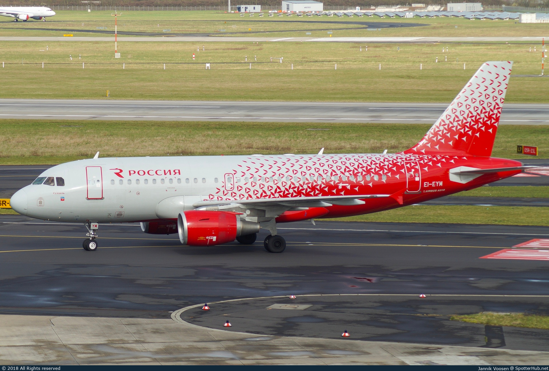 Photo of EI-EYM - Airbus A319-111 operated by Rossiya Airlines