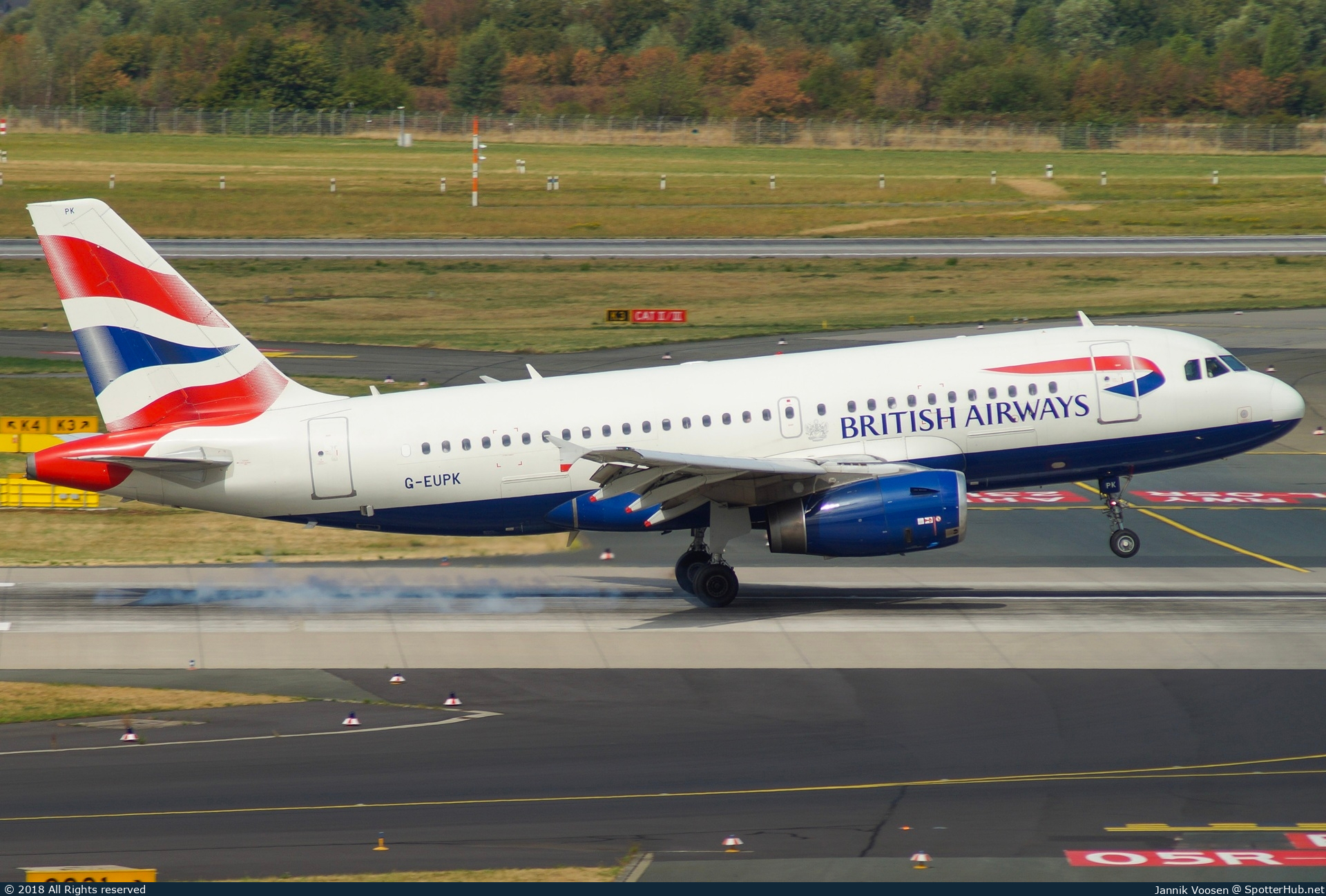 Photo of G-EUPK - Airbus A319-131 operated by British Airways