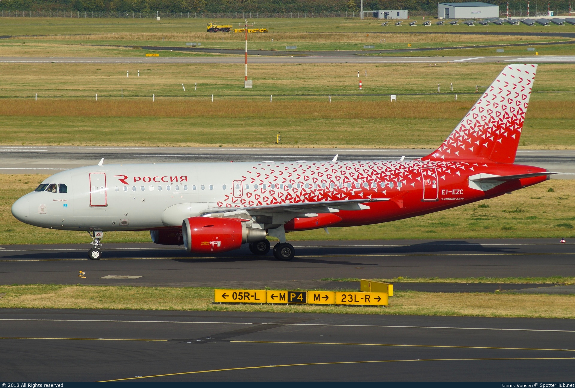 Photo of EI-EZC - Airbus A319-112 operated by Rossiya Airlines