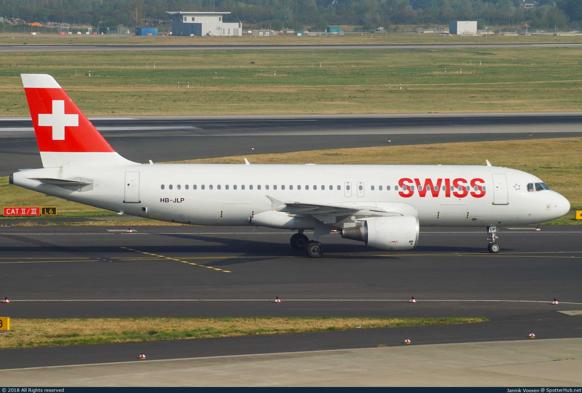 Photo of HB-JLP - Airbus A320-214 operated by Swiss International Air Lines