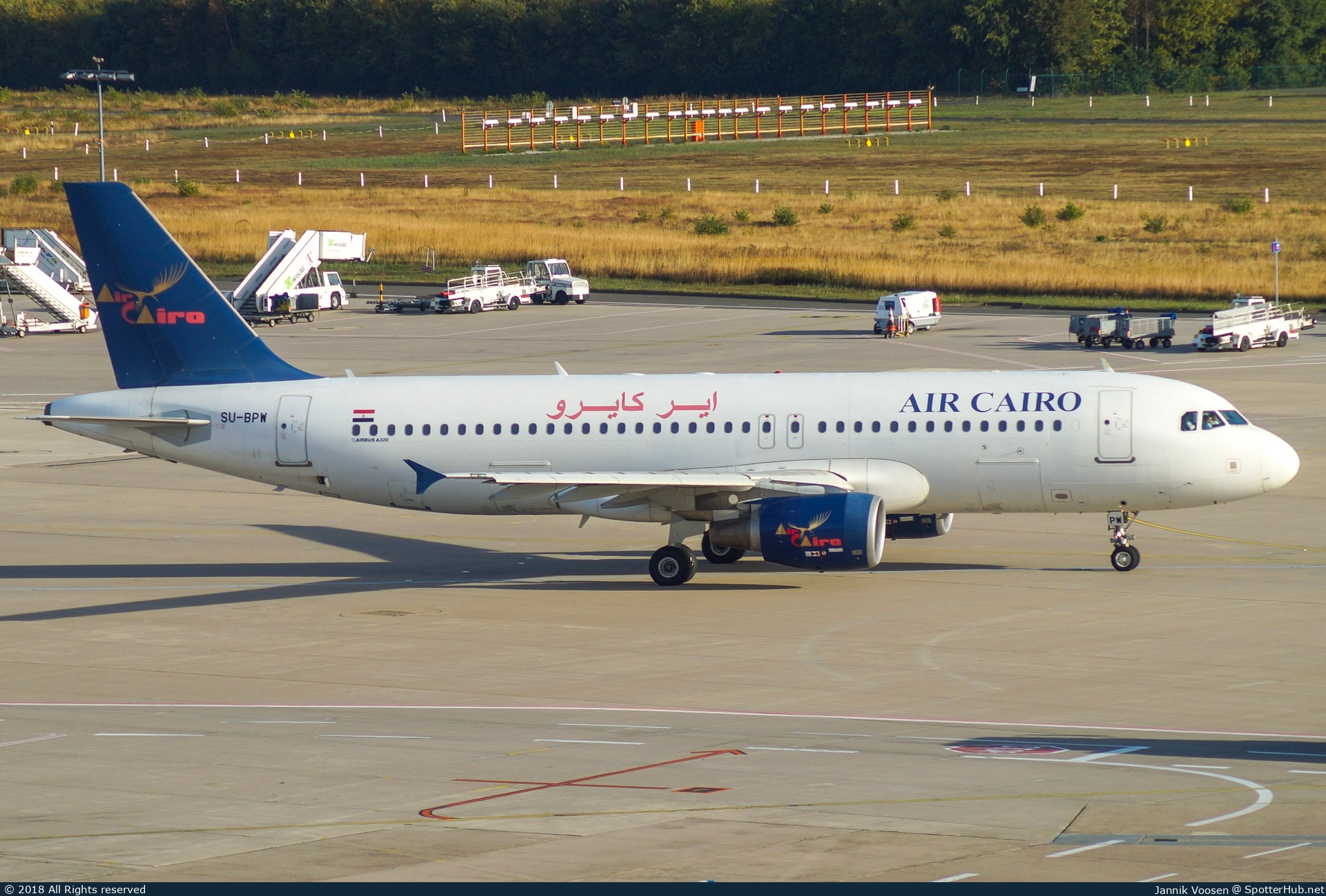 Photo of SU-BPW - Airbus A320-214 operated by Air Cairo